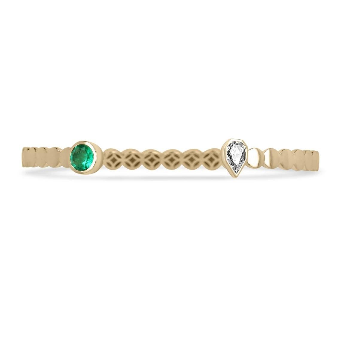 Setting Style: Bezel
Setting Material: 18K Yellow Gold
Setting Weight: 10.5 Grams

Main Stone: Emerald
Shape: Round Cut
Weight: 0.79-Carats
Clarity: Transparent
Color: Vivid Green
Luster: Excellent
Treatments: Natural, Oiling
Origin: