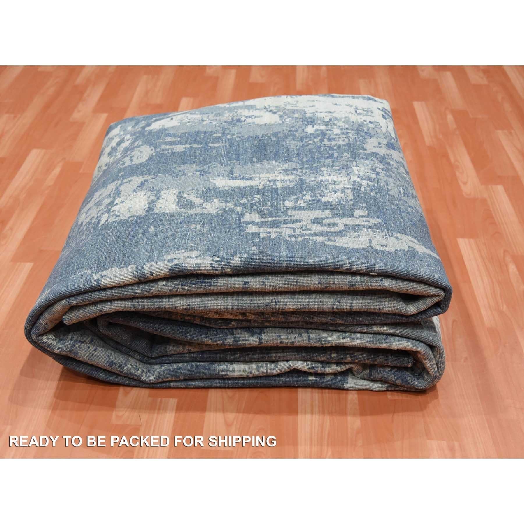 Tappeto oversize in seta e lana annodato a mano con design astratto blu oceanico 12'2 