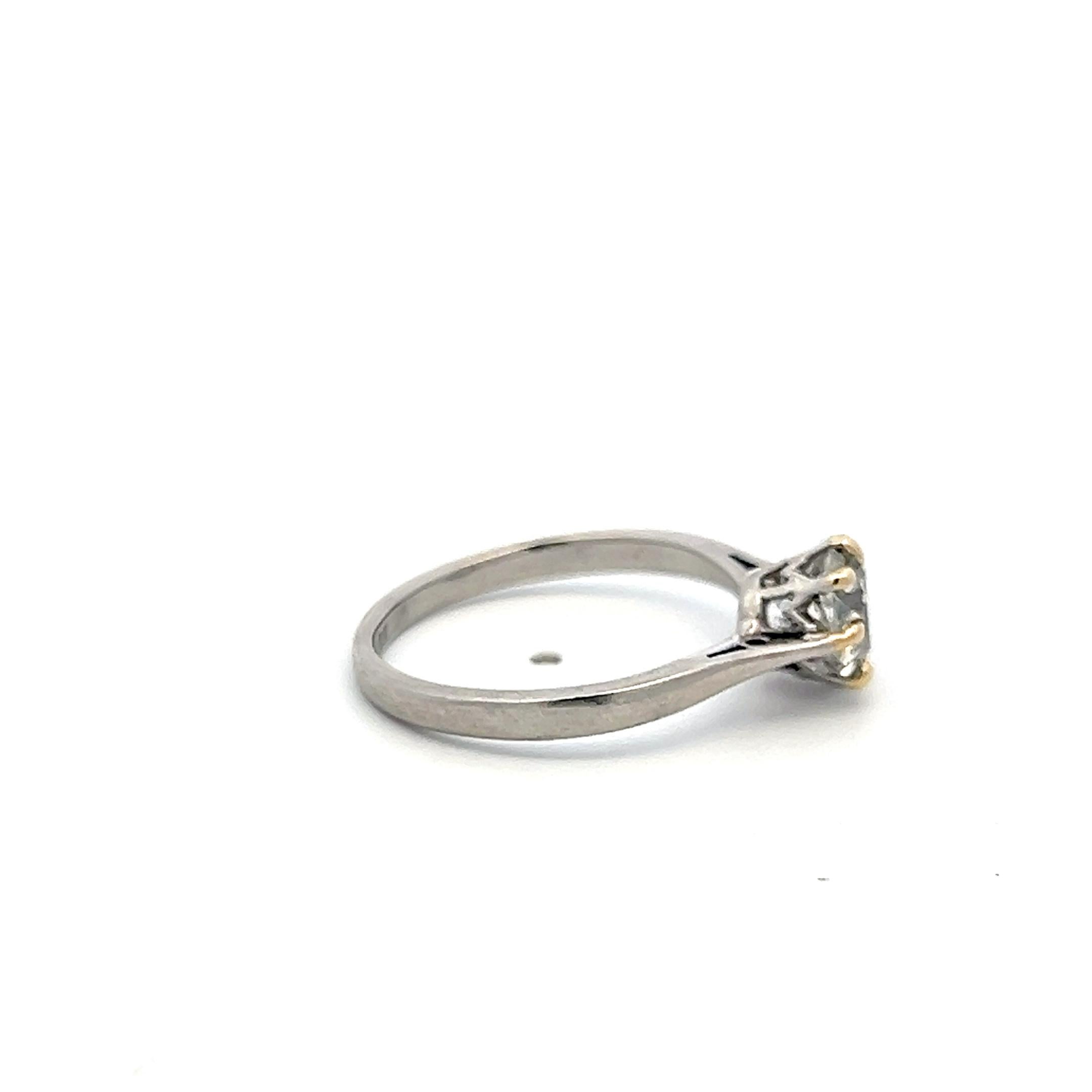 Title:
1.23 Carat Circular Brilliant Cut F SI2 Diamond Platinum Engagement Ring
Style:
Engagement
Metal:
Platinum
Gemstone 1:
1.23 Carat Diamond
Number of Stones:
1
Color:
F
Clarity:
SI2
Shape:
Circular Brilliant Cut
GIA:
DIAM CB F SI2 (GIA)