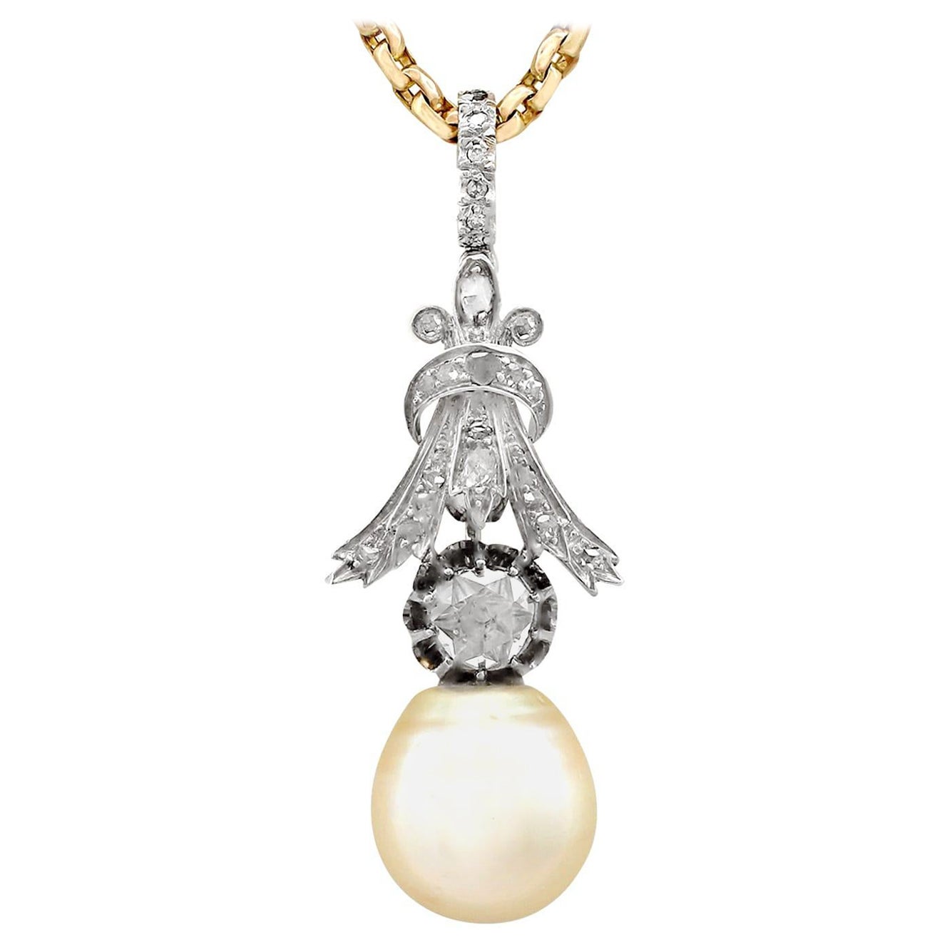 Pendentif en or jaune avec diamant de 1,23 carat et perle des mers du Sud