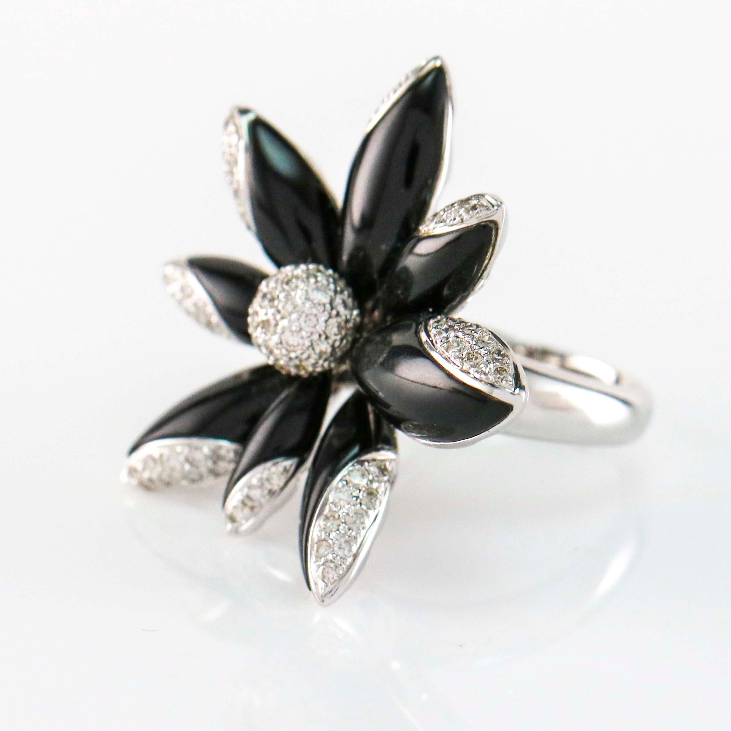 1.23 Carat Diamond Lily Onyx Flower 18 Karat White Gold Cocktail Ring In Excellent Condition For Sale In Fort Lauderdale, FL