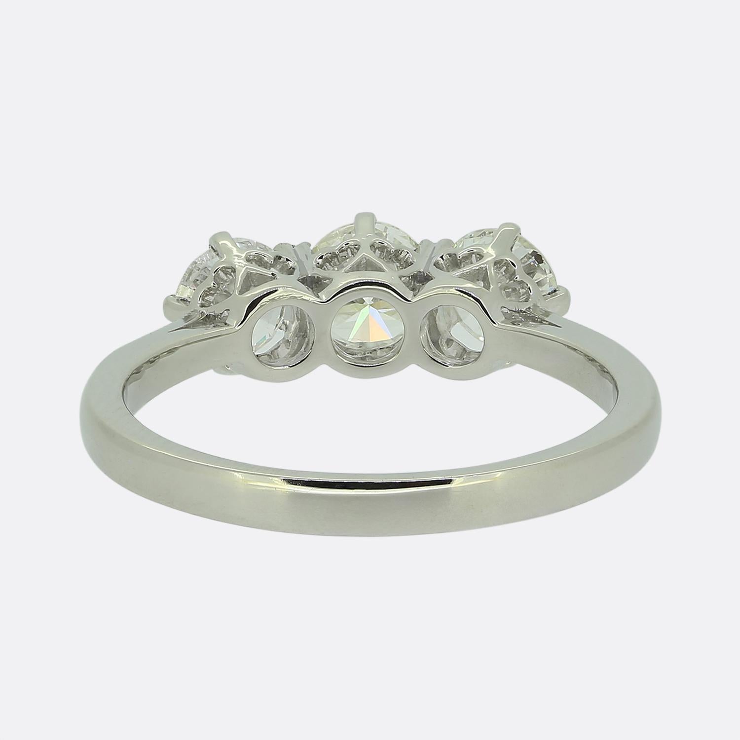 Anello a tre pietre con diamante da 1.23 carati In condizioni buone in vendita a London, GB
