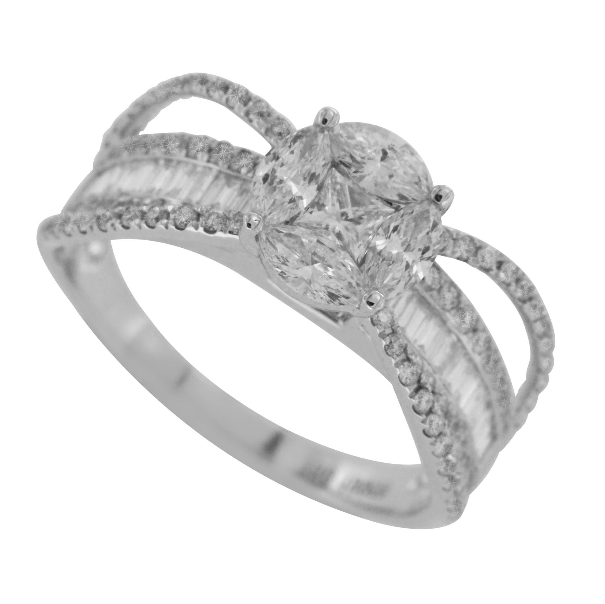 Type: Ring
Top: 7.5 mm
Band Width: 2 mm 
Metal: White Gold 
Metal Purity: 18K
Hallmarks: 750
Total Weight: 4.16 Gram
Size: 6
Condition: Per-Owned
Stone Type: 1.23 CT G VS2 Diamonds
