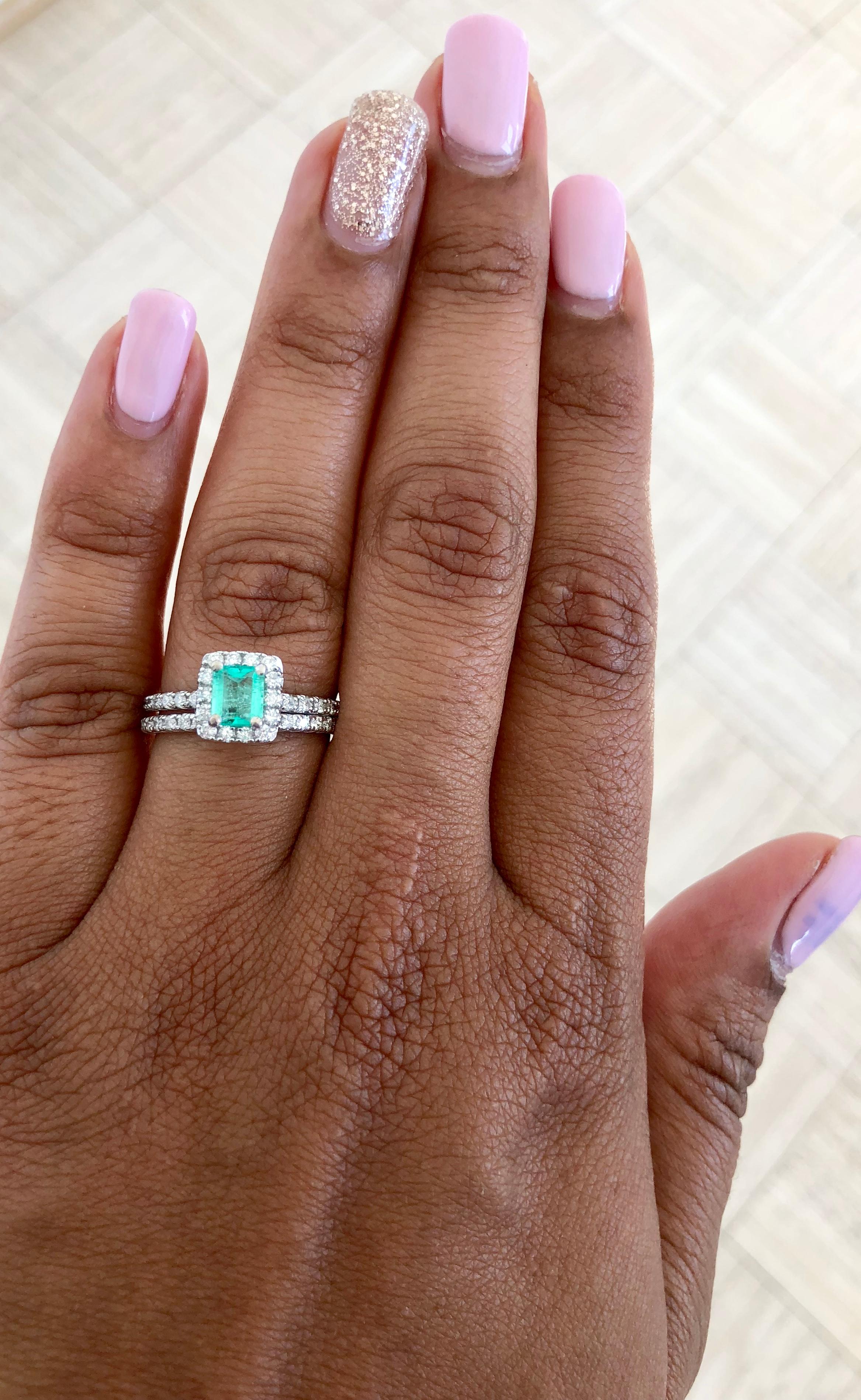 1.23 Carat Emerald Diamond White Gold Engagement Ring with Band In New Condition In Los Angeles, CA