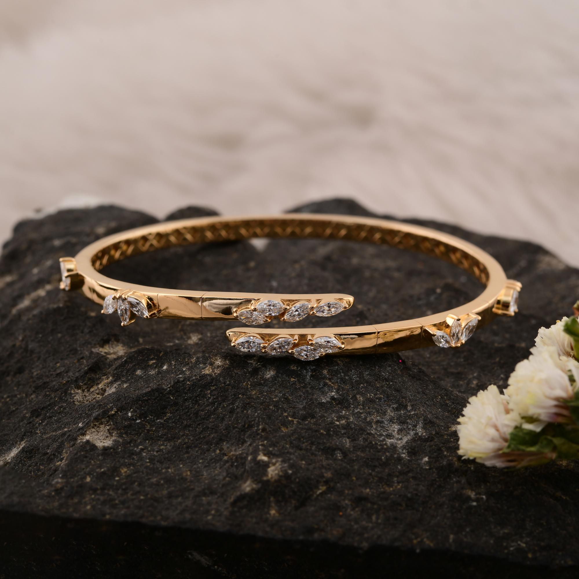 1.23 Carat SI/H Marquise Diamond Wrap Bangle Bracelet 18k Yellow Gold Jewelry Pour femmes en vente