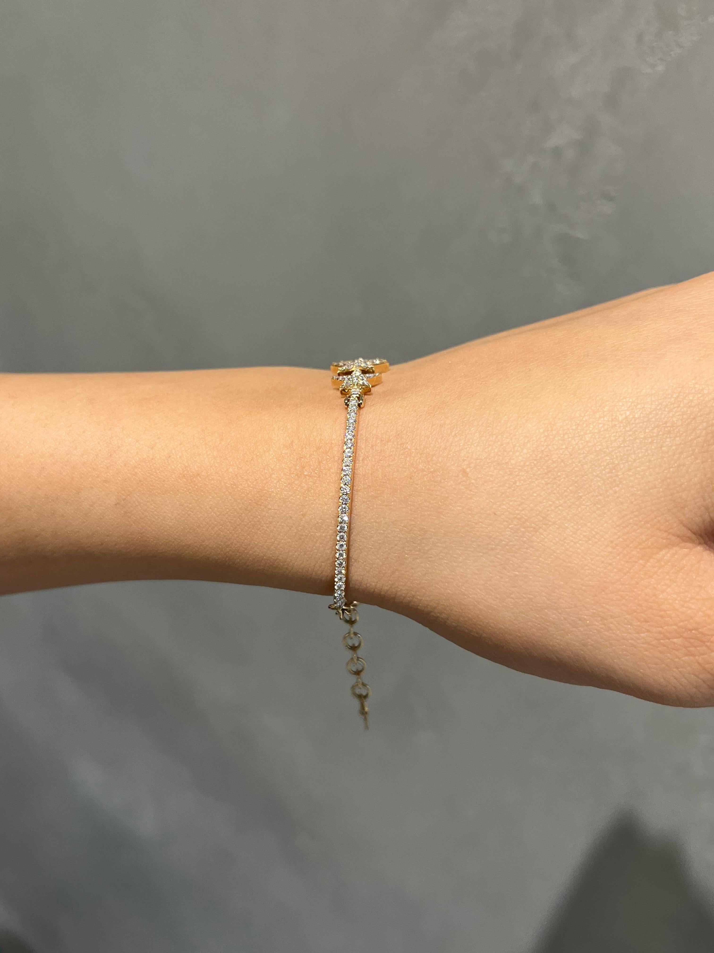 1.23CT  Bracelet de diamants étoilés serti dans  Or jaune 14K en vente 3
