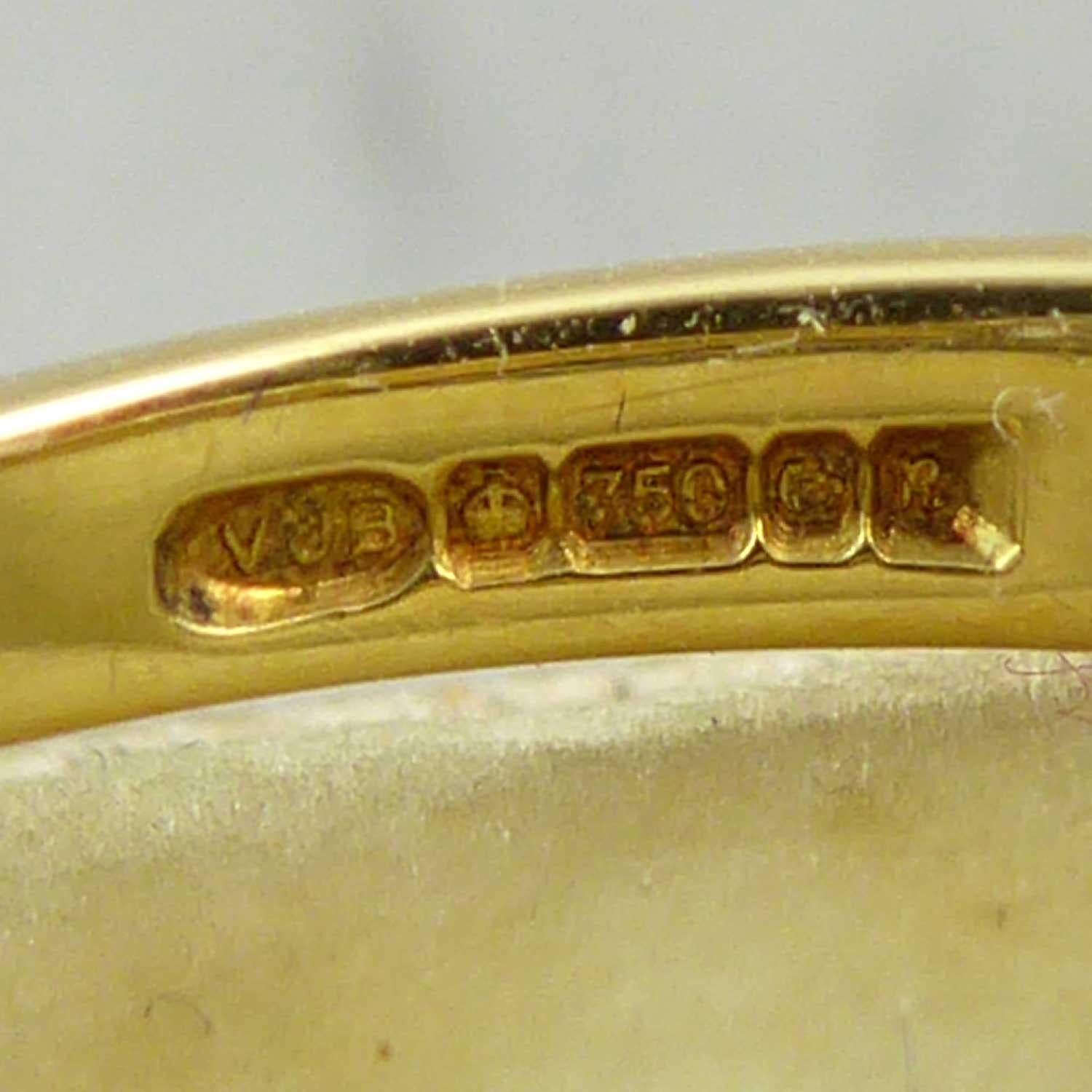 1.28 Carat Traditional Three-Stone Diamond Ring, 18 Carat Gold, Birmingham, 1991 1
