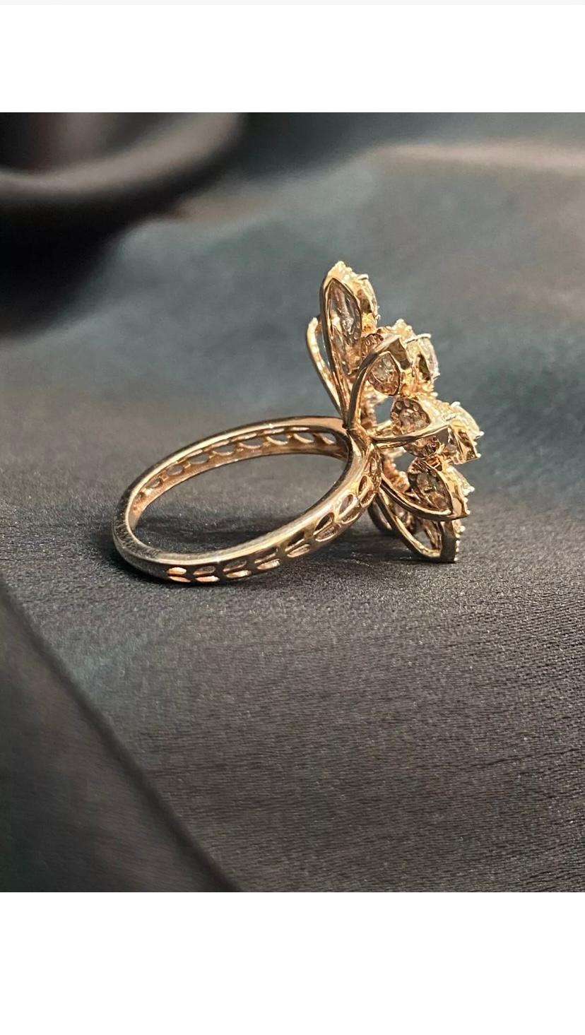 1,23 Carati  Anello con diamanti naturali e fiori d'oro rosé in vendita 9