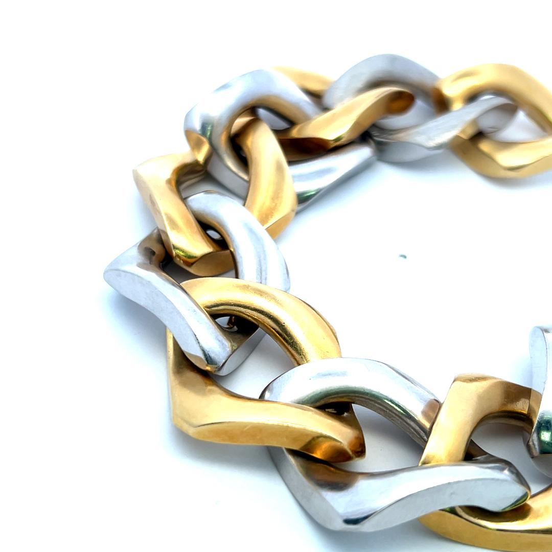 123 Grams 8.5 inch 18 Karat Two Tone Gold Large Link Bracelet For Sale 3