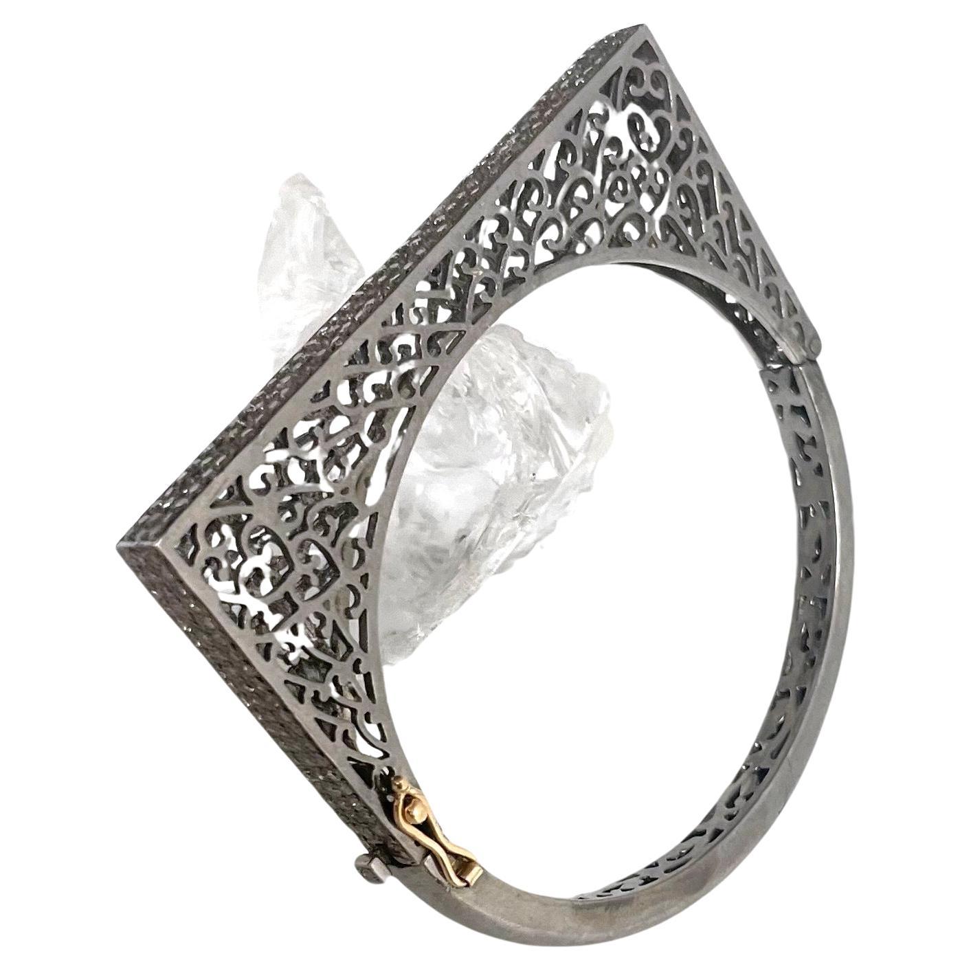 De las mujeres 12.3 Pave Diamond Latticework Paradizia Bangle Bracelet en venta