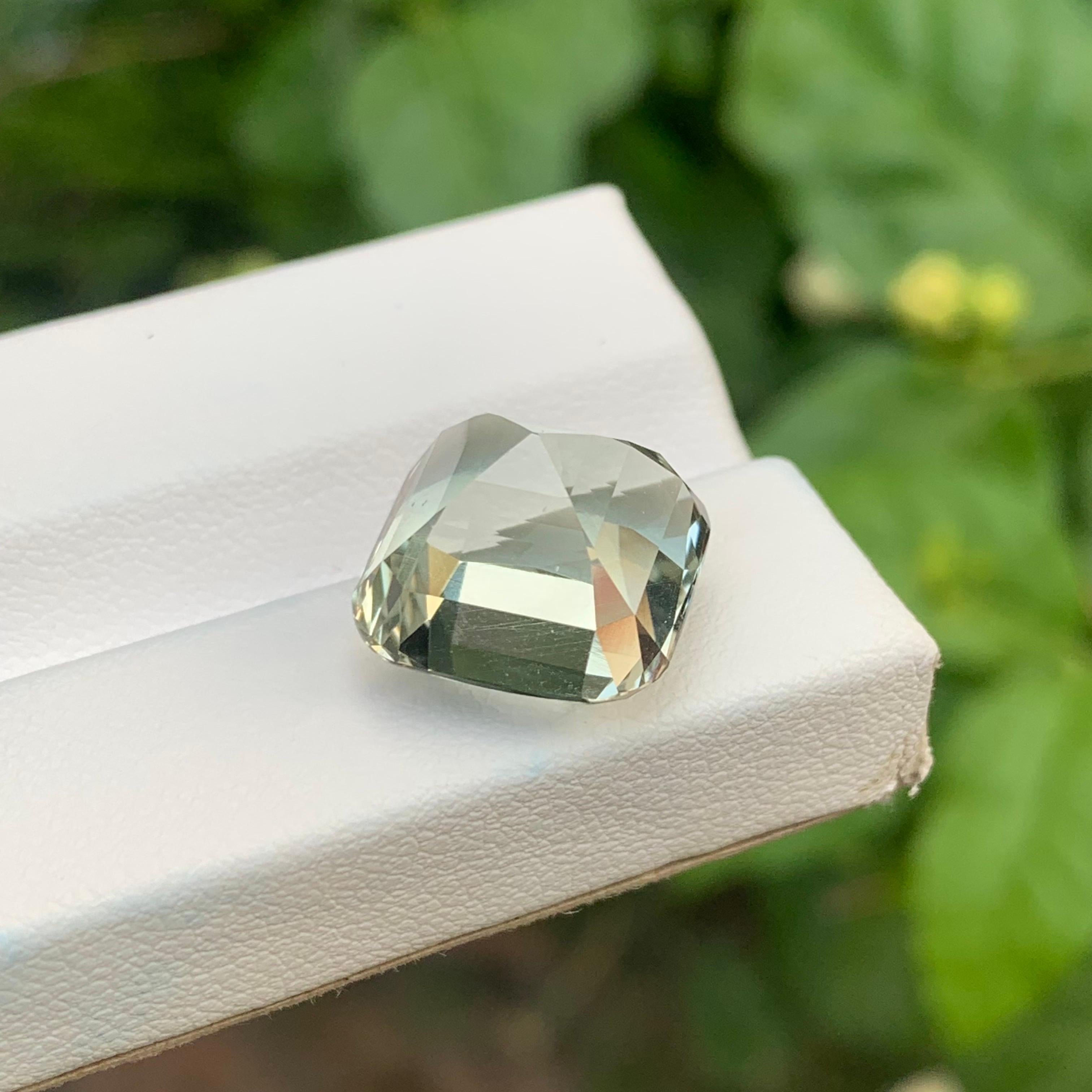 Arts and Crafts 12.30 Carat Natural Loose Green Amethyst \ Prasiolite Square Shape Gemstone For Sale