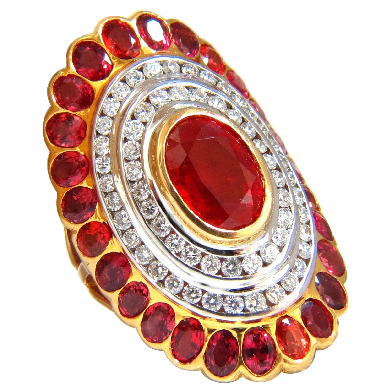 Bague ballerine longue en or 18 carats avec diamants et spinelle naturelle en grappe de 12,30 carats en vente