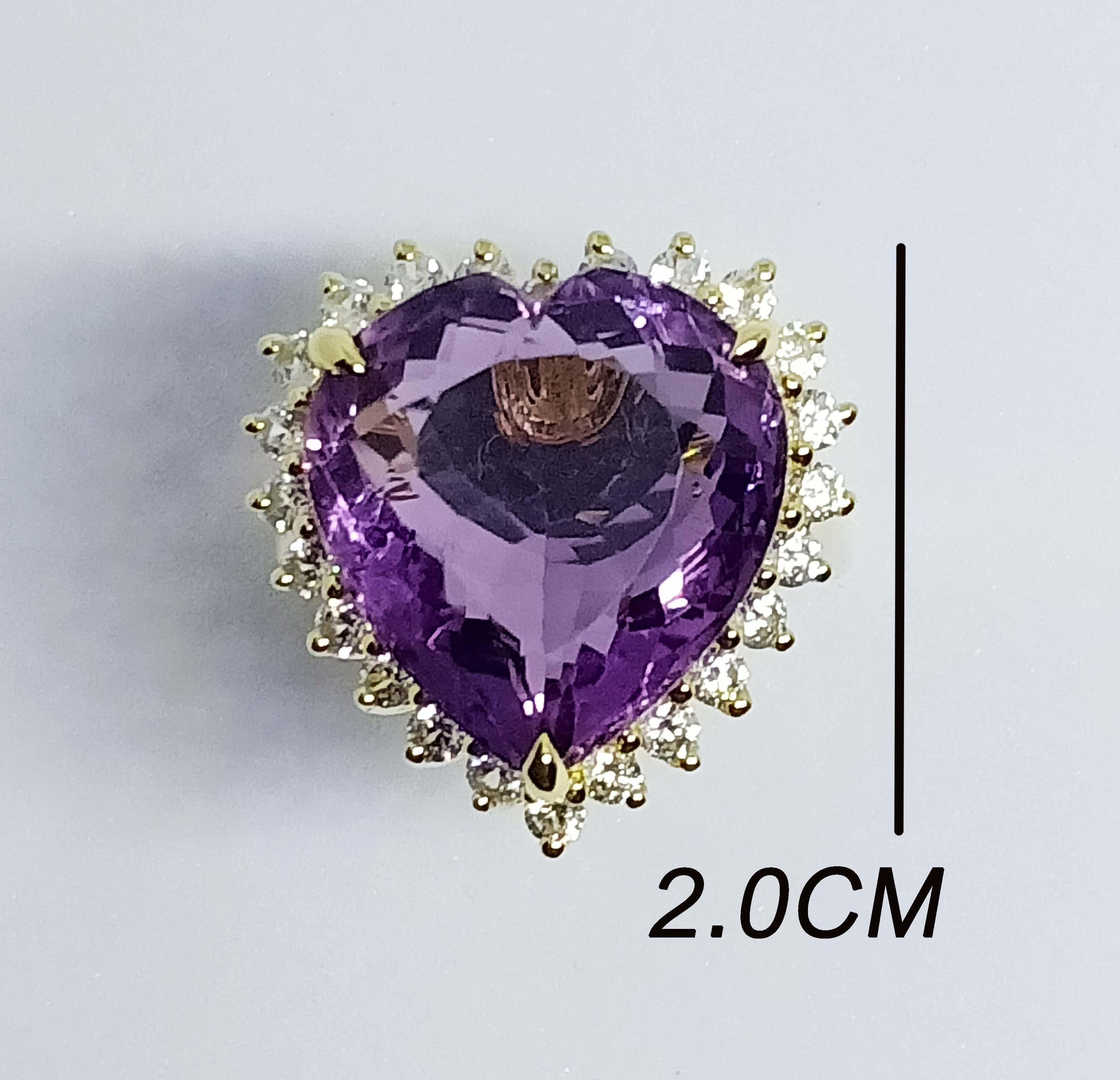 Amethyst Heart shape 16.6x15.8mm. (12.30cts)
White zircon round size 2.0 mm.  24pcs.
Sterling Silver in 18K Gold Plated.
Size ring 7 us.

