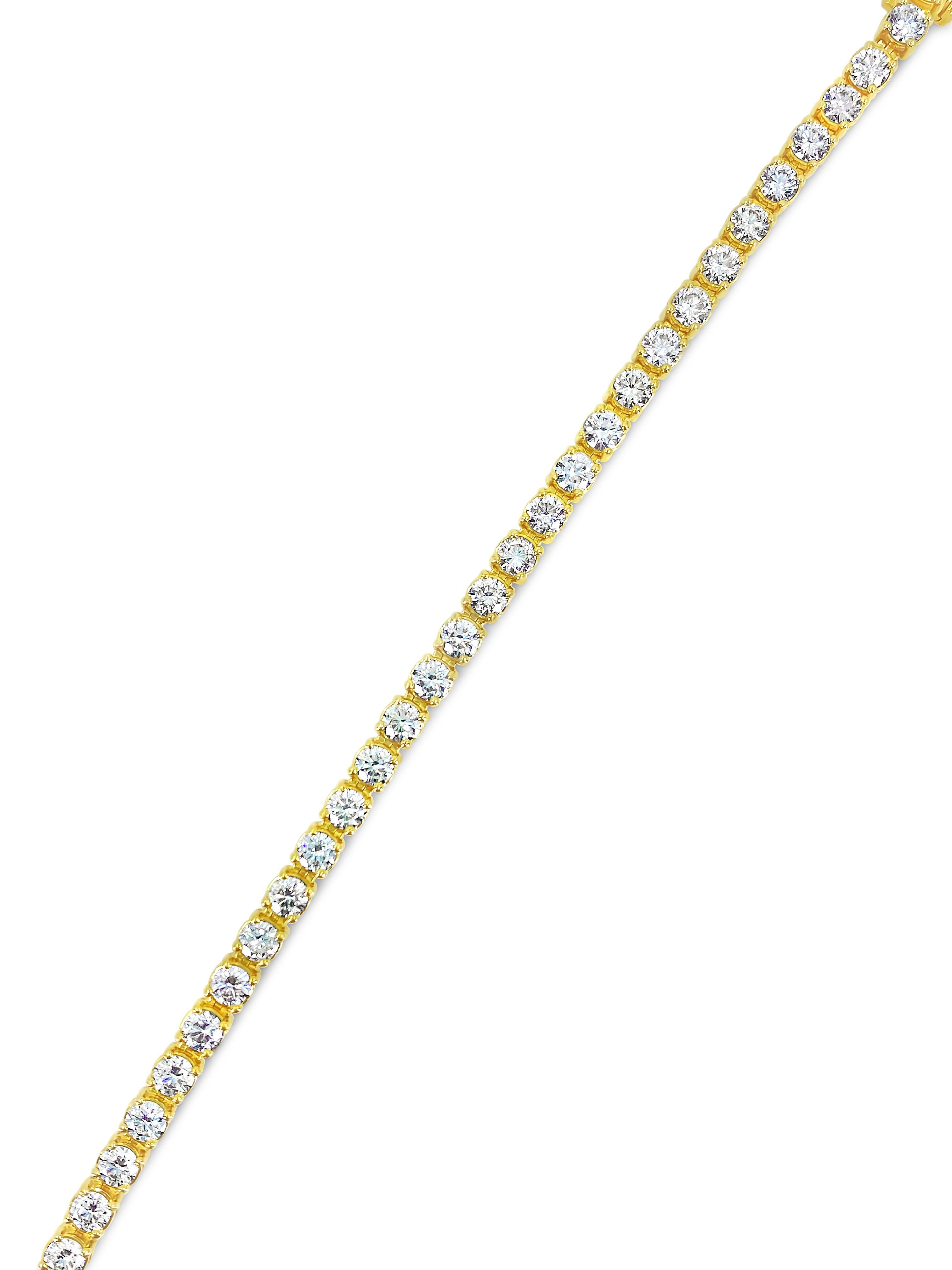 Contemporary 12.33 Carat Diamond Tennis Bracelet in 14k Gold For Sale