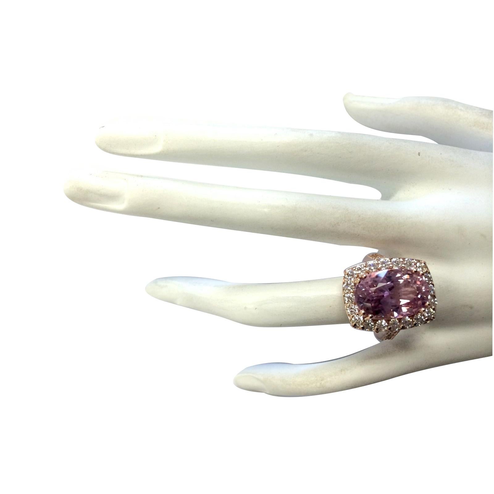 Natural Kunzite Diamond Ring In 14 Karat Rose Gold  In New Condition For Sale In Los Angeles, CA