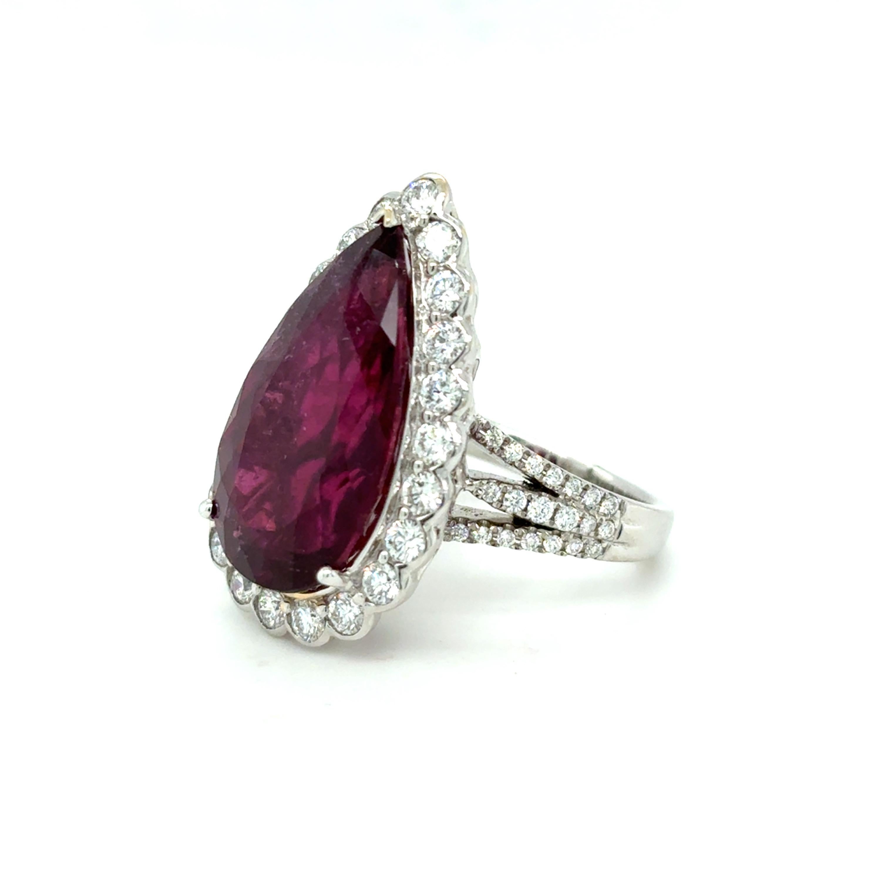 Anillo de cóctel con diamantes y turmalina rubelita talla pera de 12,33 quilates en venta 7