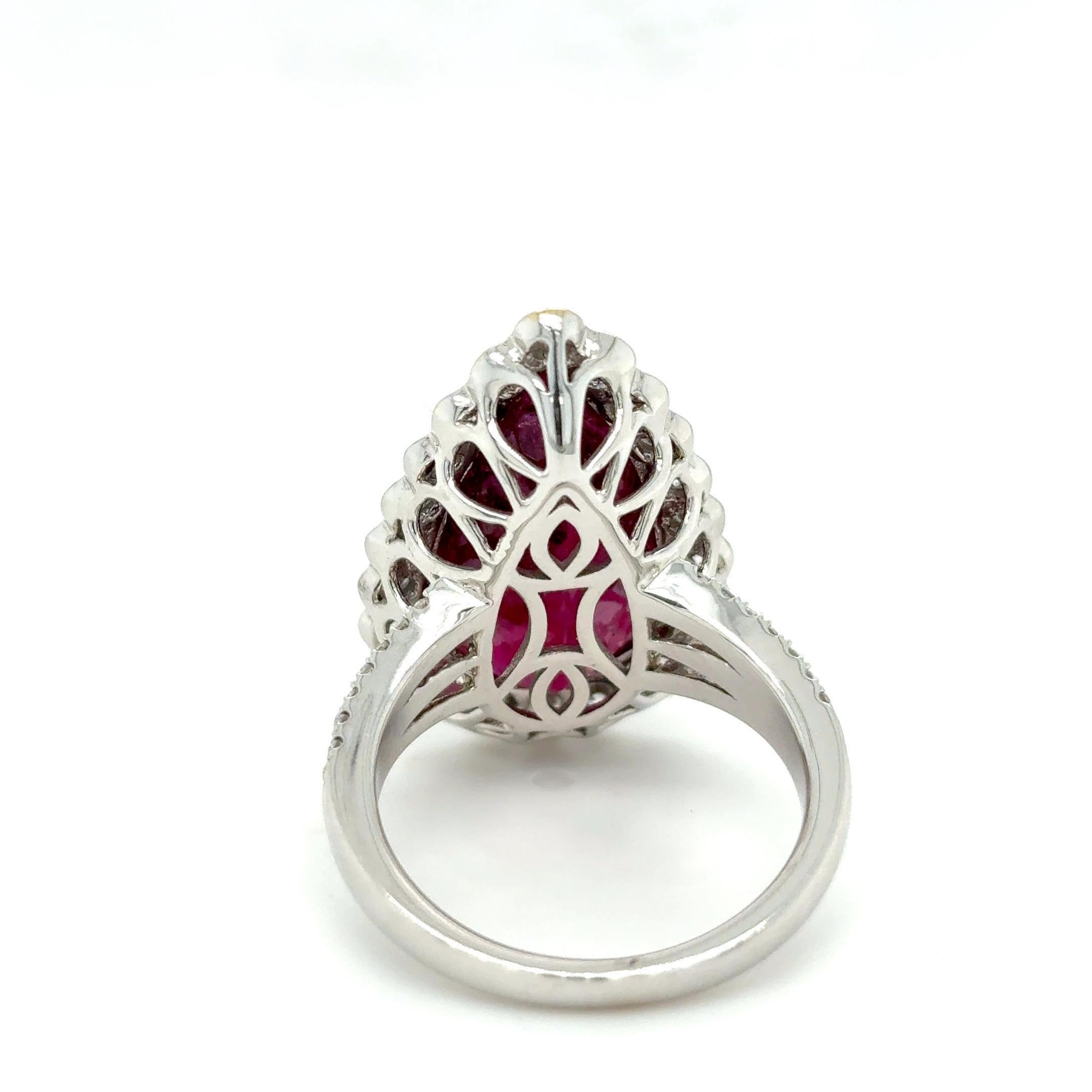 Anillo de cóctel con diamantes y turmalina rubelita talla pera de 12,33 quilates en venta 13
