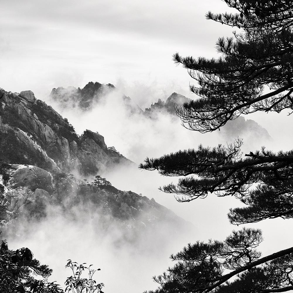 Alexandre Manuel Black and White Photograph – Zhangjiajie 3, China