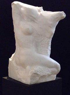 Sitting one - XXI century, Marble figurative sculpture, Nude