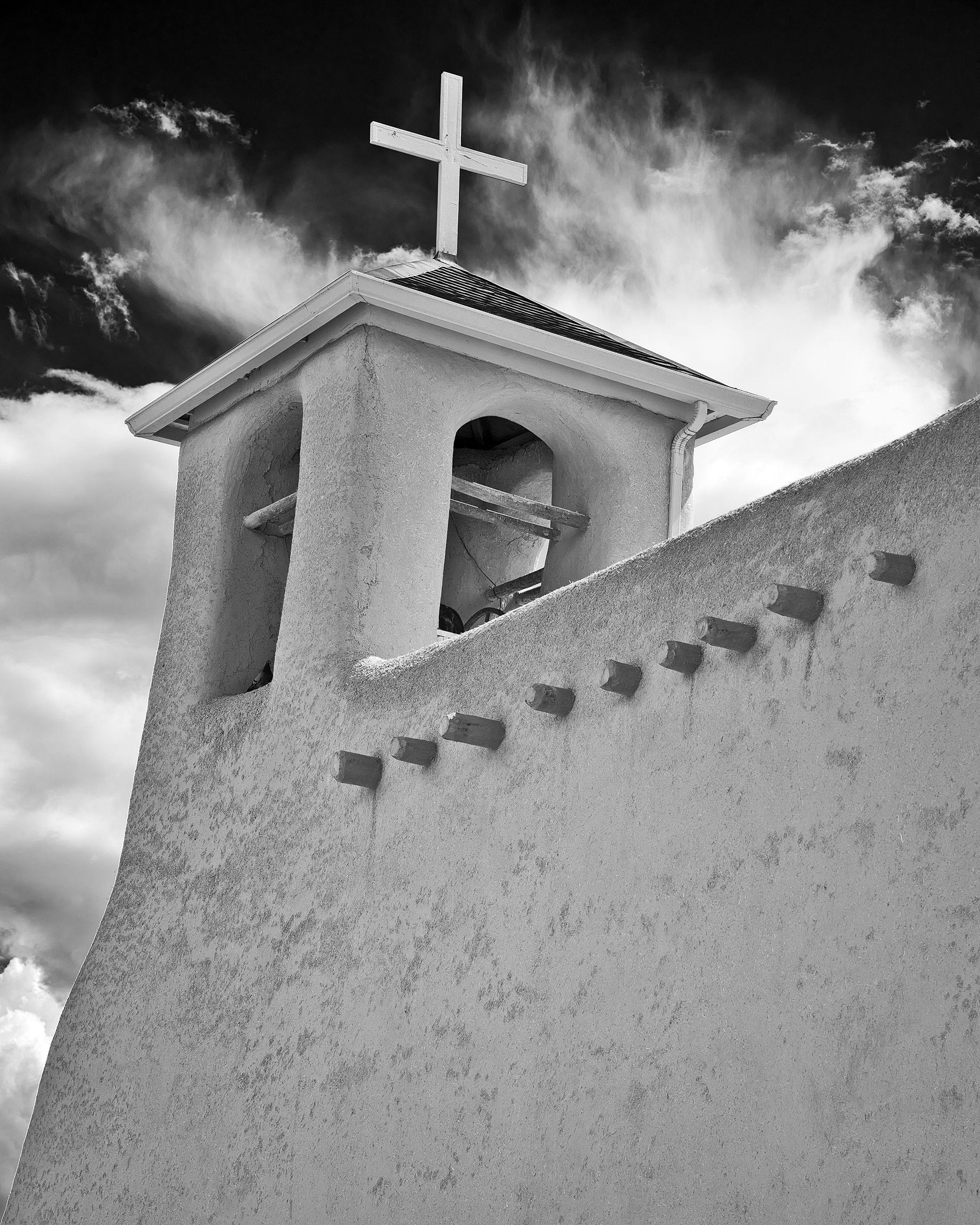 Daniel Ashe Black and White Photograph – Bell Tower - ACRYLIC/METALL PRINT WALL ART, Fotografie, C-Typ