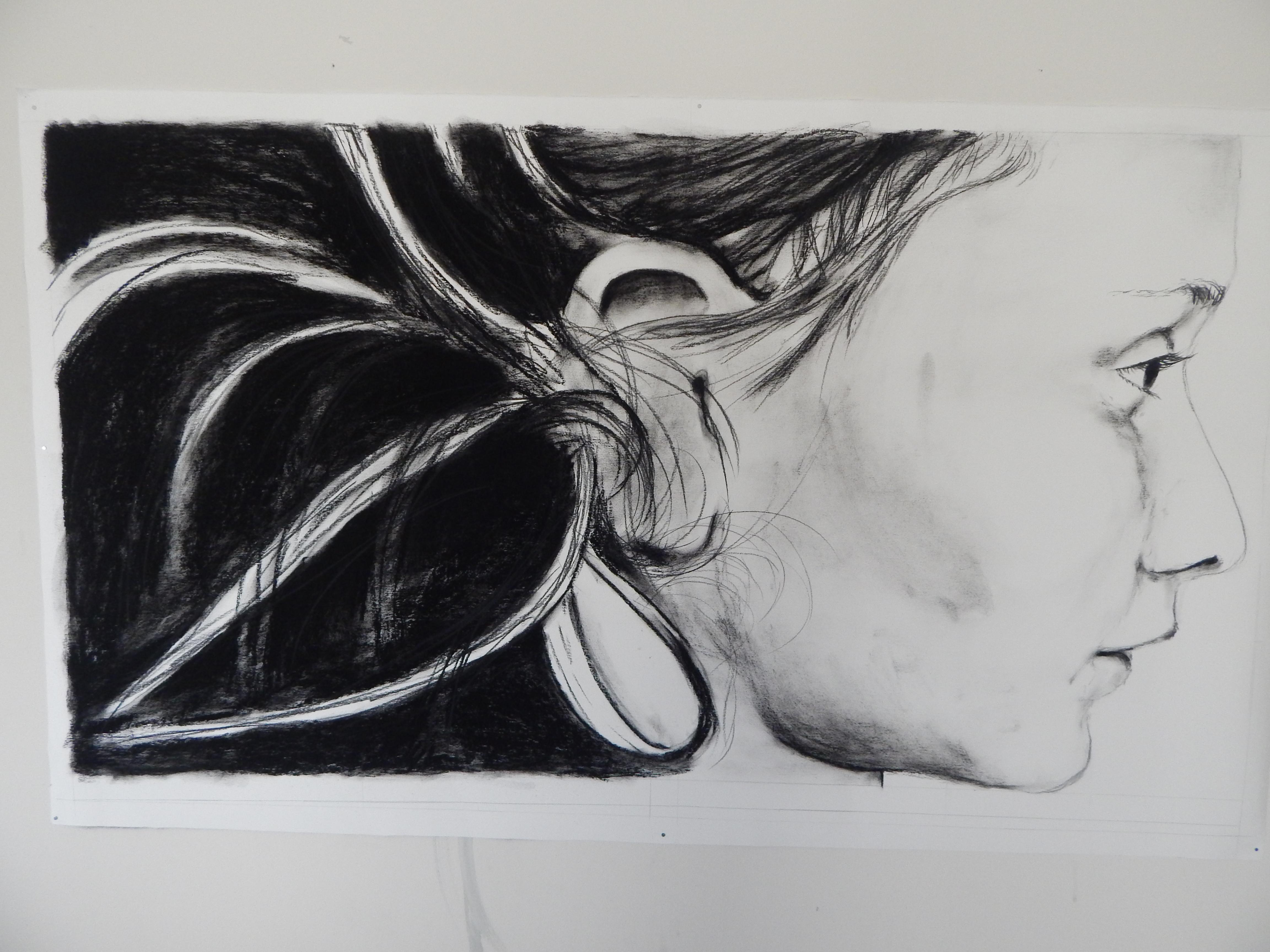 Pedazos de mí, Dibujo, Carboncillo sobre papel en venta 1