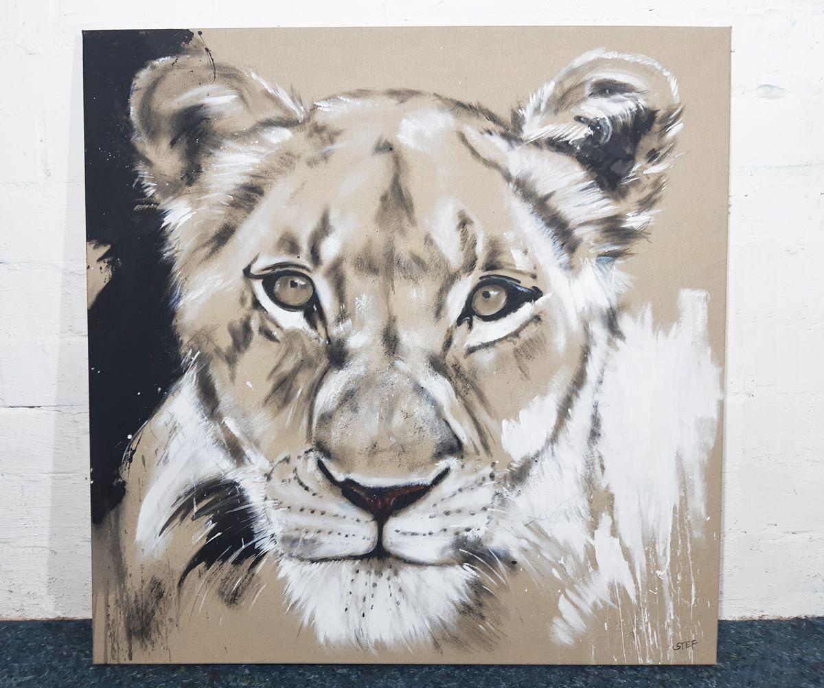 Lioness #4 is an expressive painting of a close up lioness head.    Splashing Colors in black, white on canvas.     100 x 100 cm    This work is created in the series â€žONE OF THE BIG FIVEâ€ which has endangered species on the topic. It should