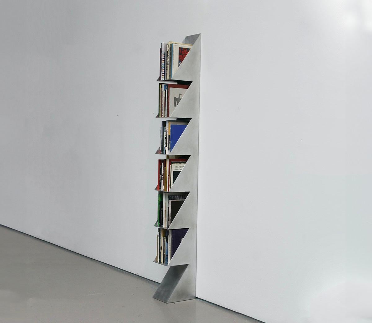 Américain Bibliothèque en aluminium par Clay Brown 1234567 en vente
