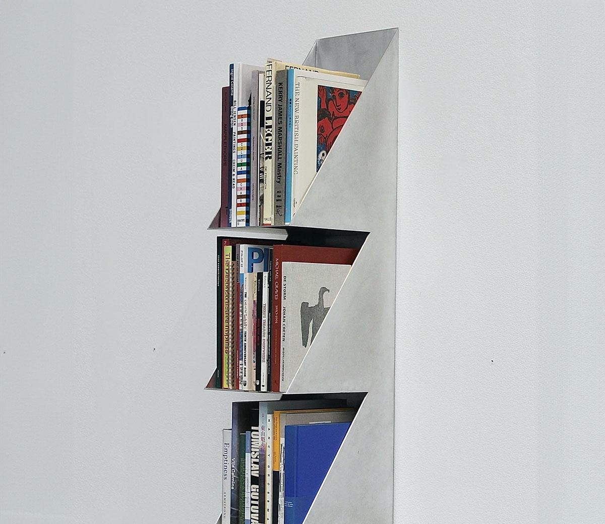 Aluminium Bibliothèque en aluminium par Clay Brown 1234567 en vente