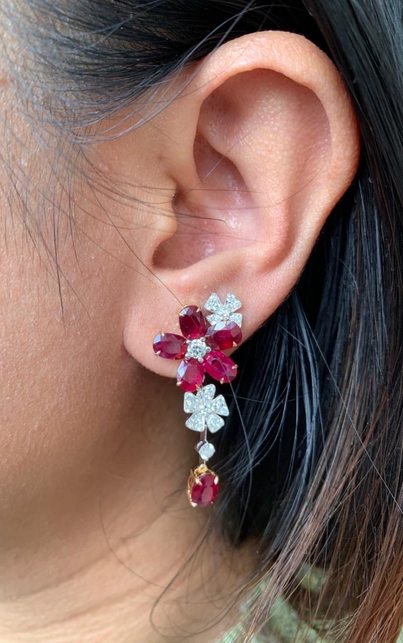 Donna Orecchini con rubino di Birmania senza calore e diamanti da 12,35 carati in oro bianco da 18 carati in vendita