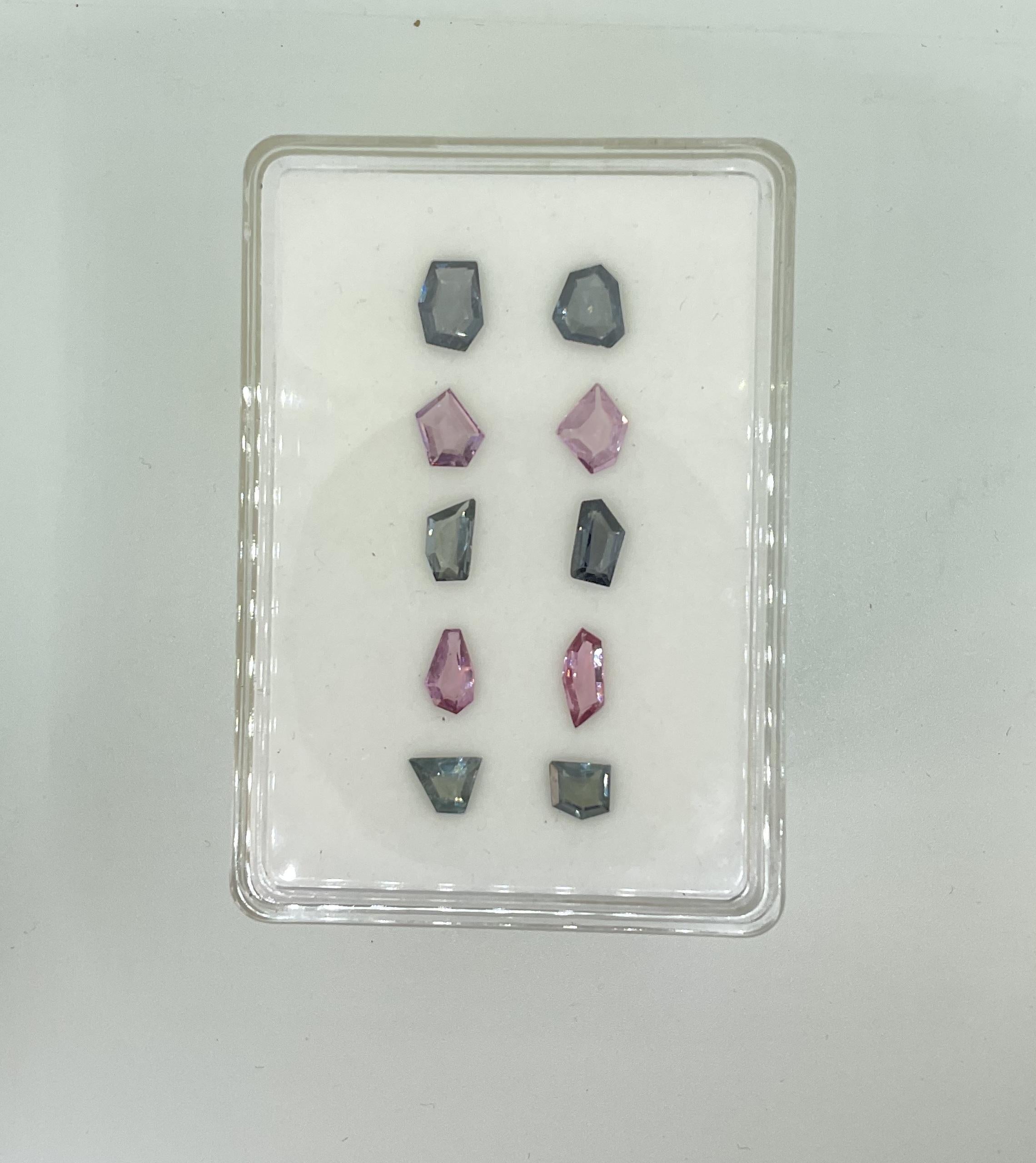 12.35 Carats Grey & Pink Spinel Fancy Cut Stone Natural Gem For Top Fine Jewelry In New Condition For Sale In Jaipur, RJ
