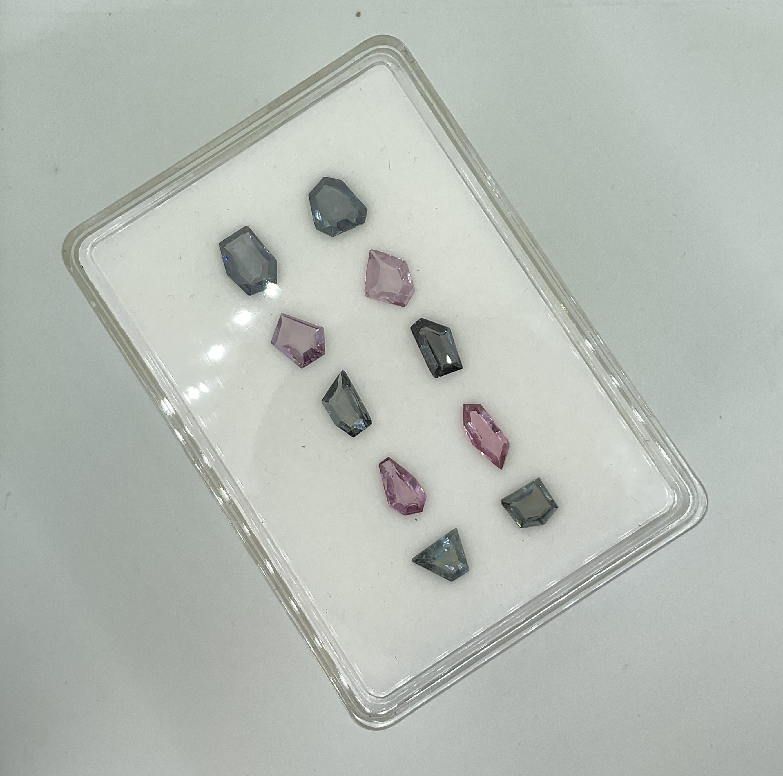 12.35 Carats Grey & Pink Spinel Fancy Cut Stone Natural Gem For Top Fine Jewelry For Sale 1