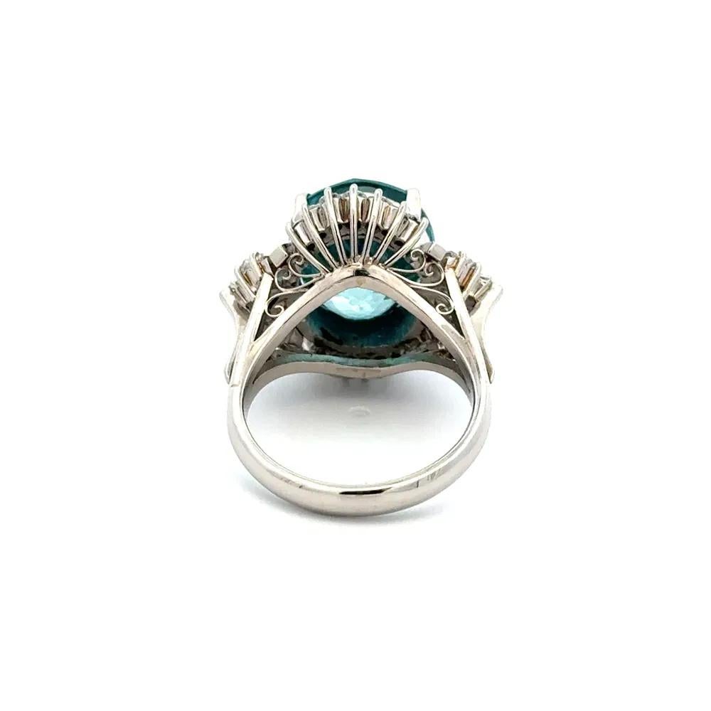 12.36 Carat Oval Blue Zircon and Diamond Statement Cocktail Ring In Excellent Condition For Sale In Montreal, QC