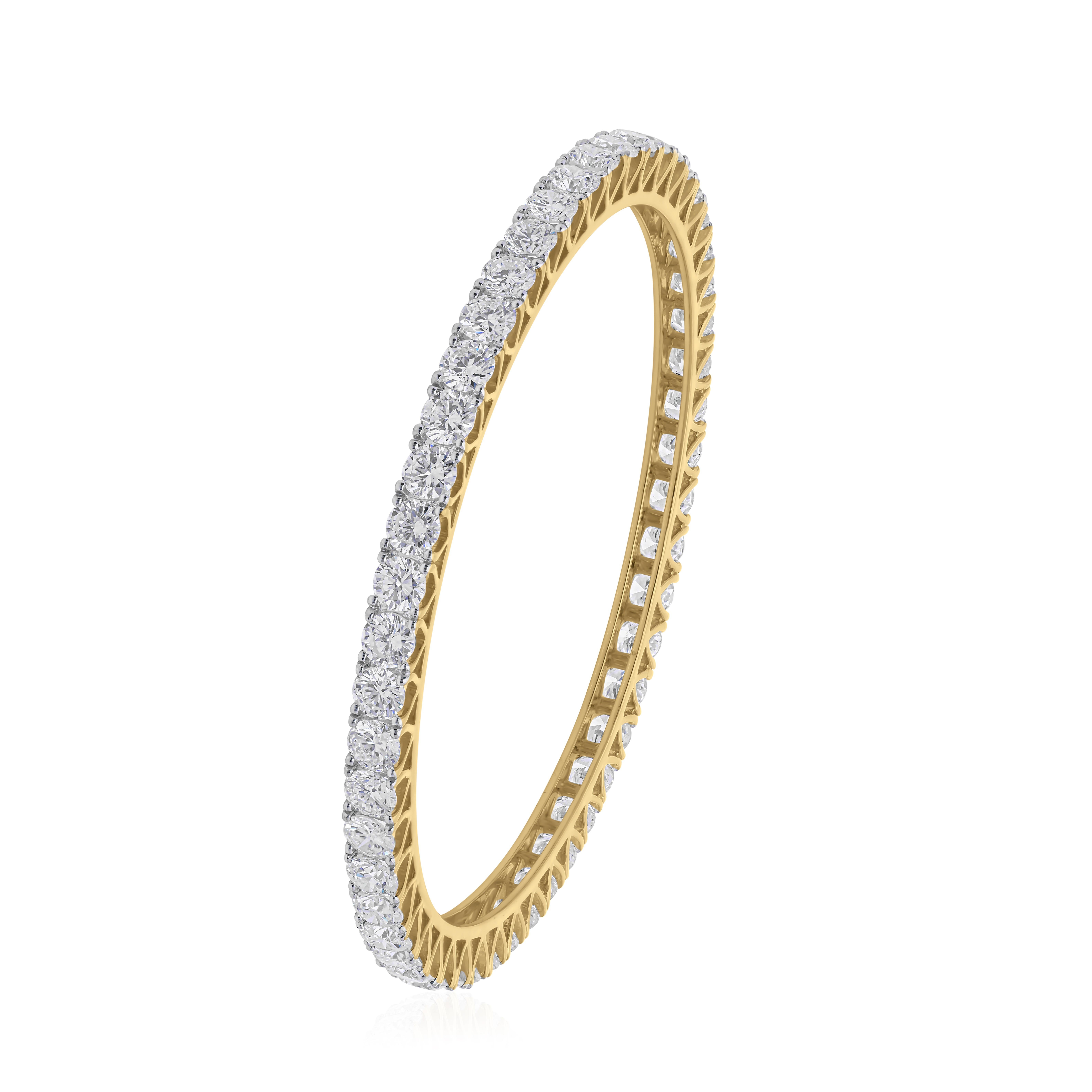 Modern 12.36 Carat SI/H Round Brilliant Cut Diamond Bangle 14 Karat Yellow White Gold For Sale