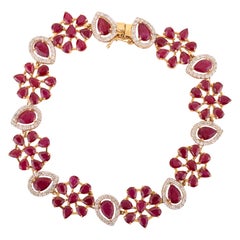 Bracelet en or jaune 18 carats 12,37 CTW Rubis floral et diamants avec rubis taille poire