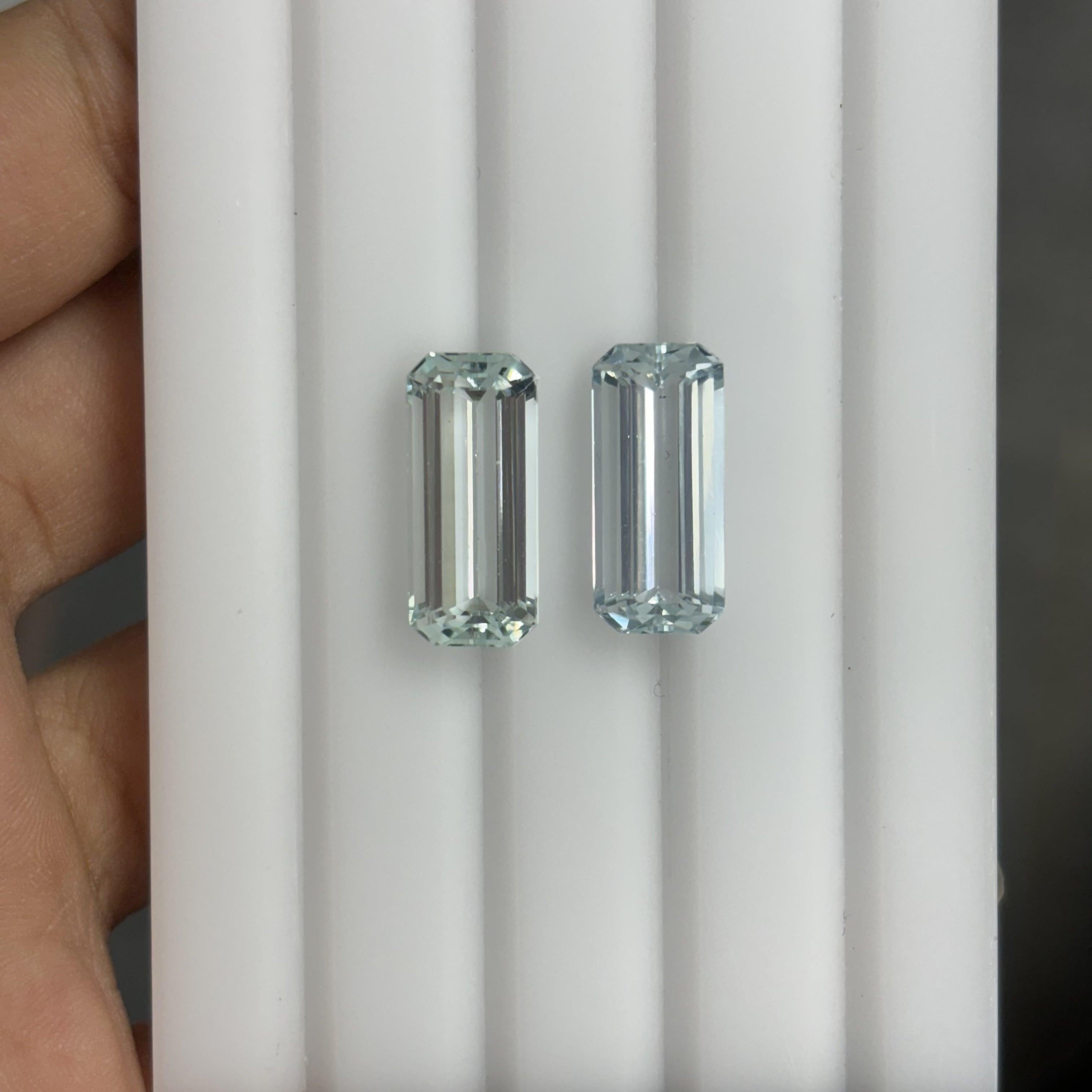 12.38 Carat Elongated Cushion Aquamarine Pair In New Condition For Sale In Bangkok, TH