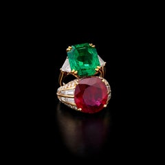 12.39 Carat Emerald-cut Statement 14K White Gold Iconic Presence Emerald Ring