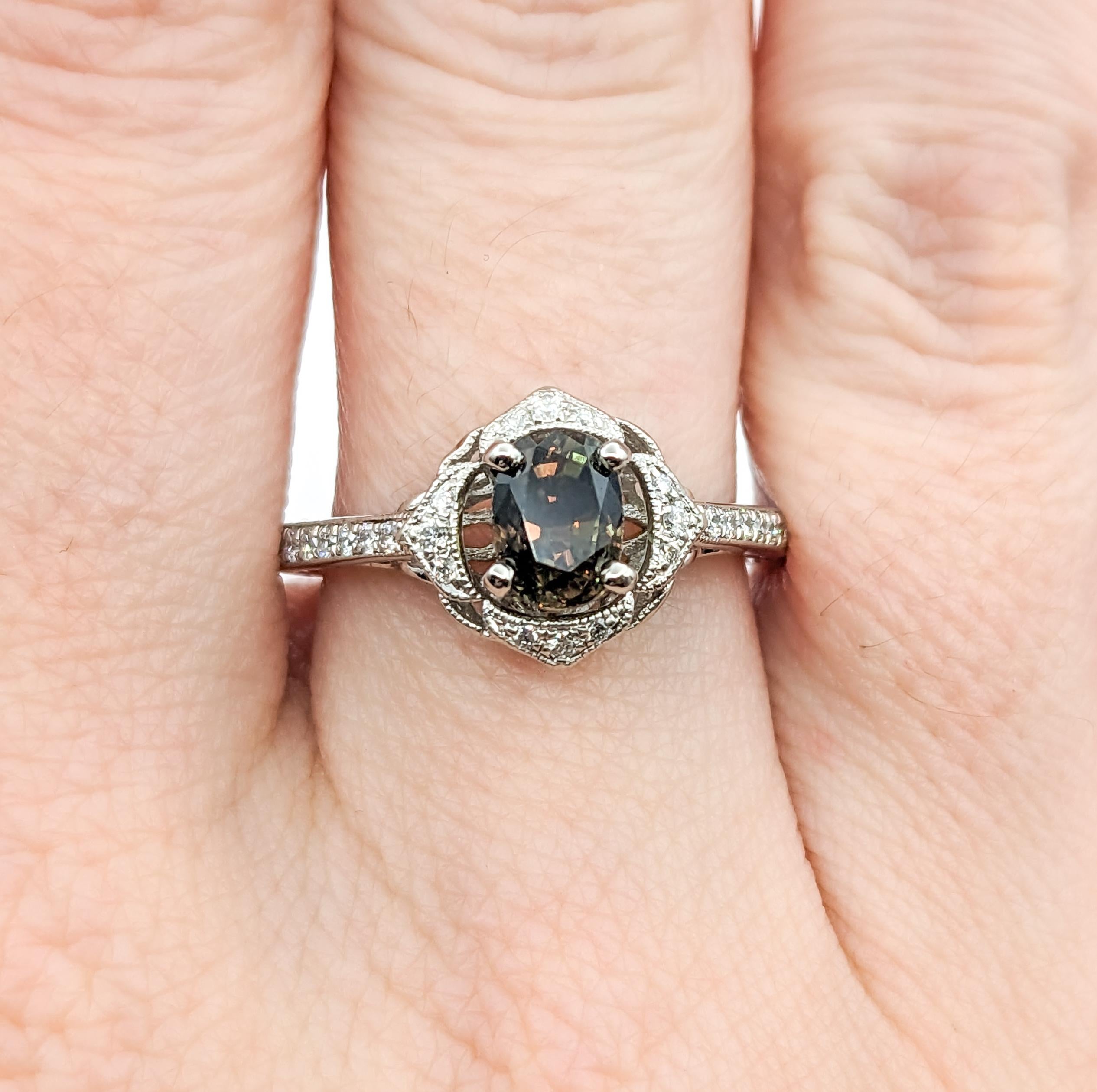 1.23ct Natural Alexandrite & Diamond Ring In Platinum In Excellent Condition For Sale In Bloomington, MN