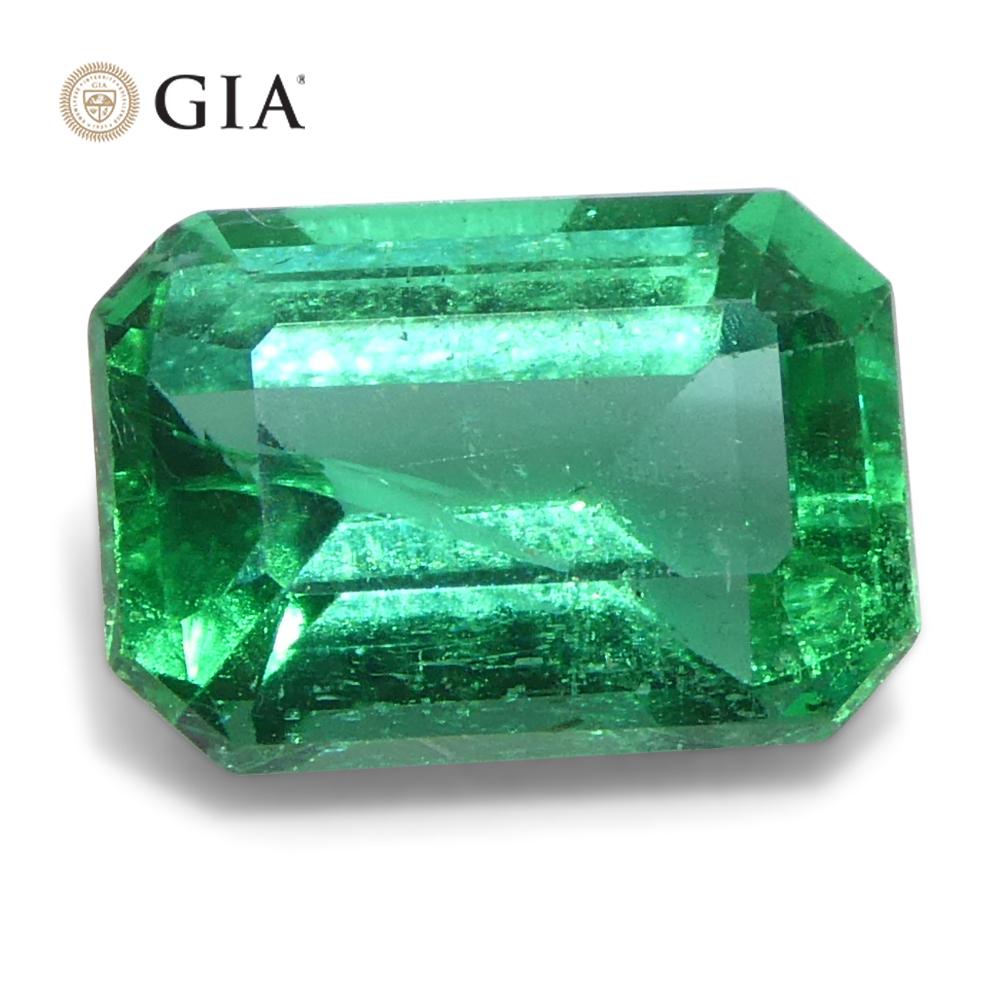 1.23ct Octagonal/Emerald Cut Green Emerald GIA Certified Zambia (F1) en vente 5