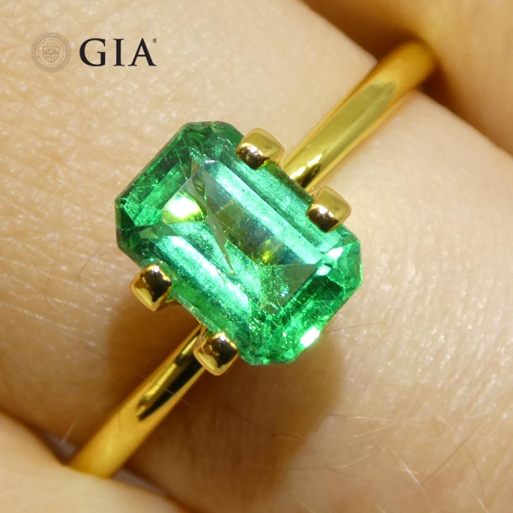 1.23ct Octagonal/Emerald Cut Green Emerald GIA Certified Zambia (F1) en vente 9