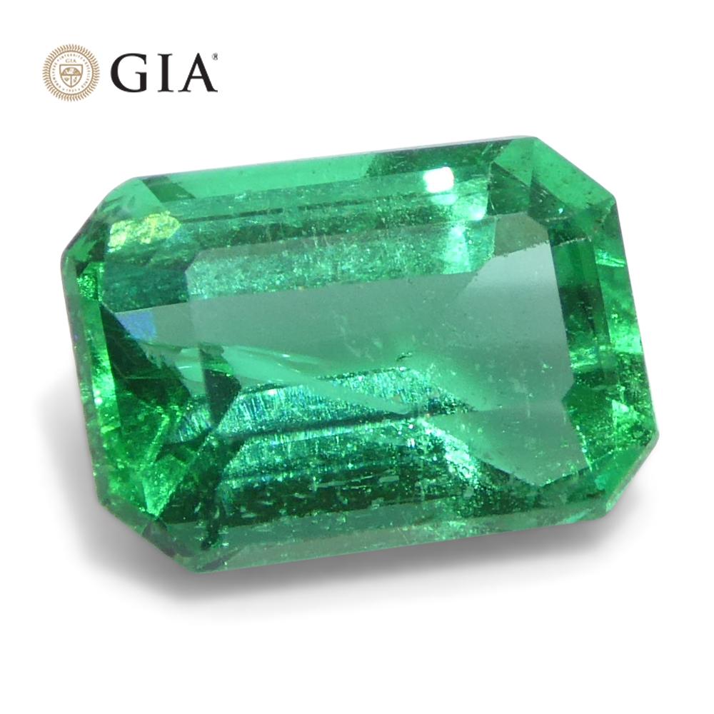 1.23ct Octagonal/Emerald Cut Green Emerald GIA Certified Zambia (F1) Unisexe en vente