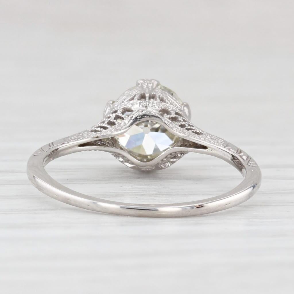 Informations sur les pierres précieuses :
- Diamant naturel -
Carats - 1.23ct 
Coupe - Vieille Europe
Couleur - L - M
Clarté - I1
Veuillez noter qu'il y a des inclusions en surface ainsi qu'une cavité.

Métal : Or blanc 14k
Poids : 1.8 grammes