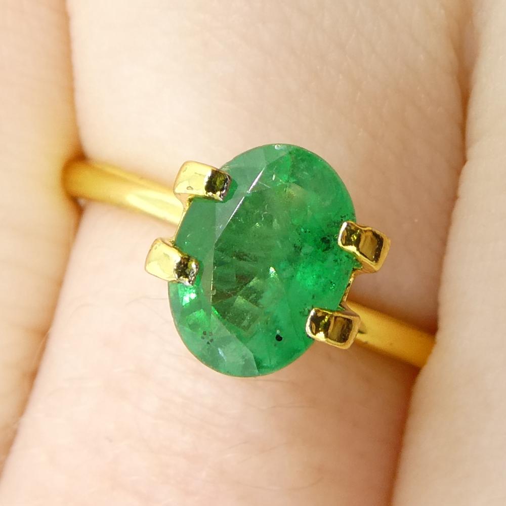 Esmeralda verde ovalada de 1.23 ct procedente de Zambia en venta 1