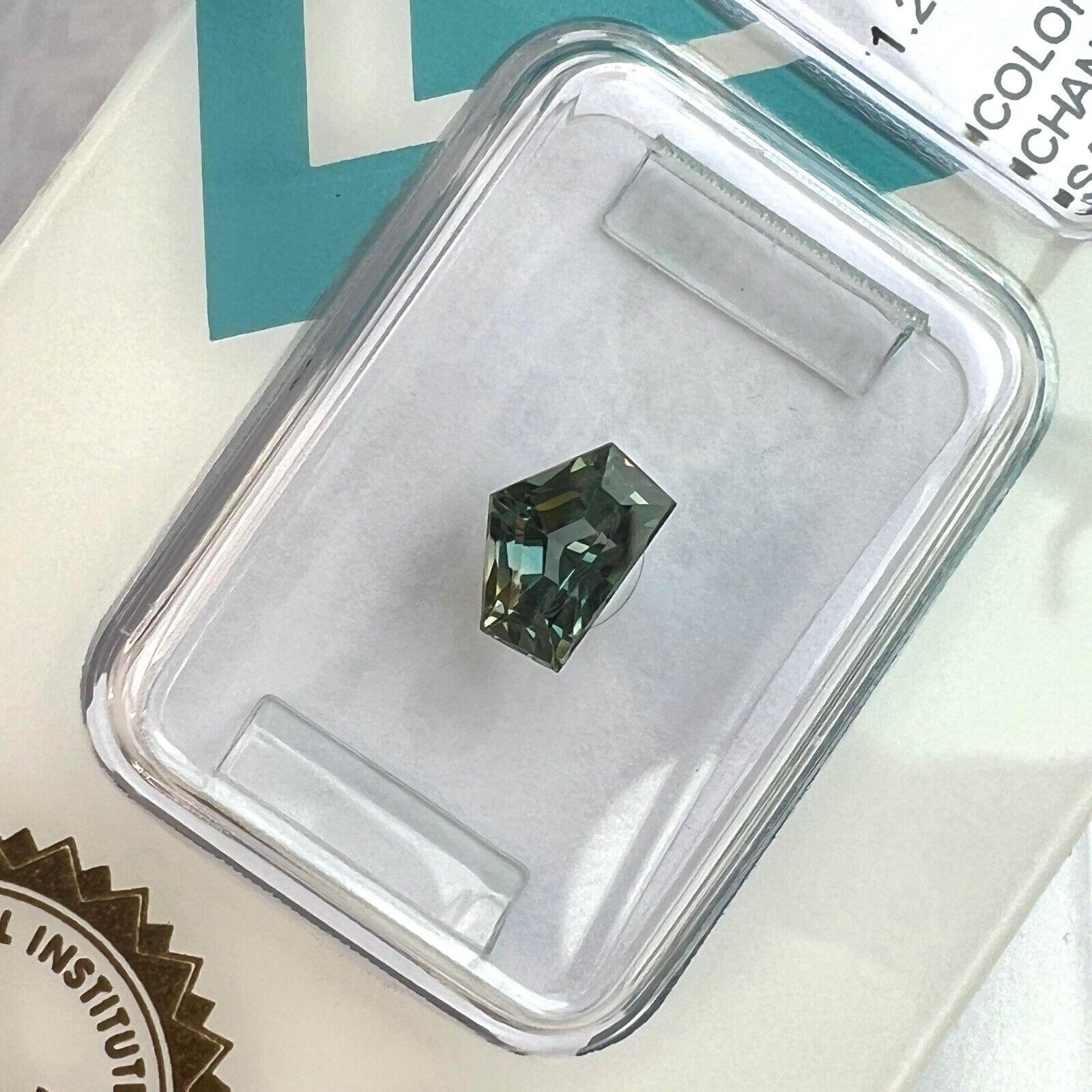 1.23Ct Untreated Colour Change Sapphire Pentagon Cut Green Blue IGI Certified In New Condition For Sale In Birmingham, GB