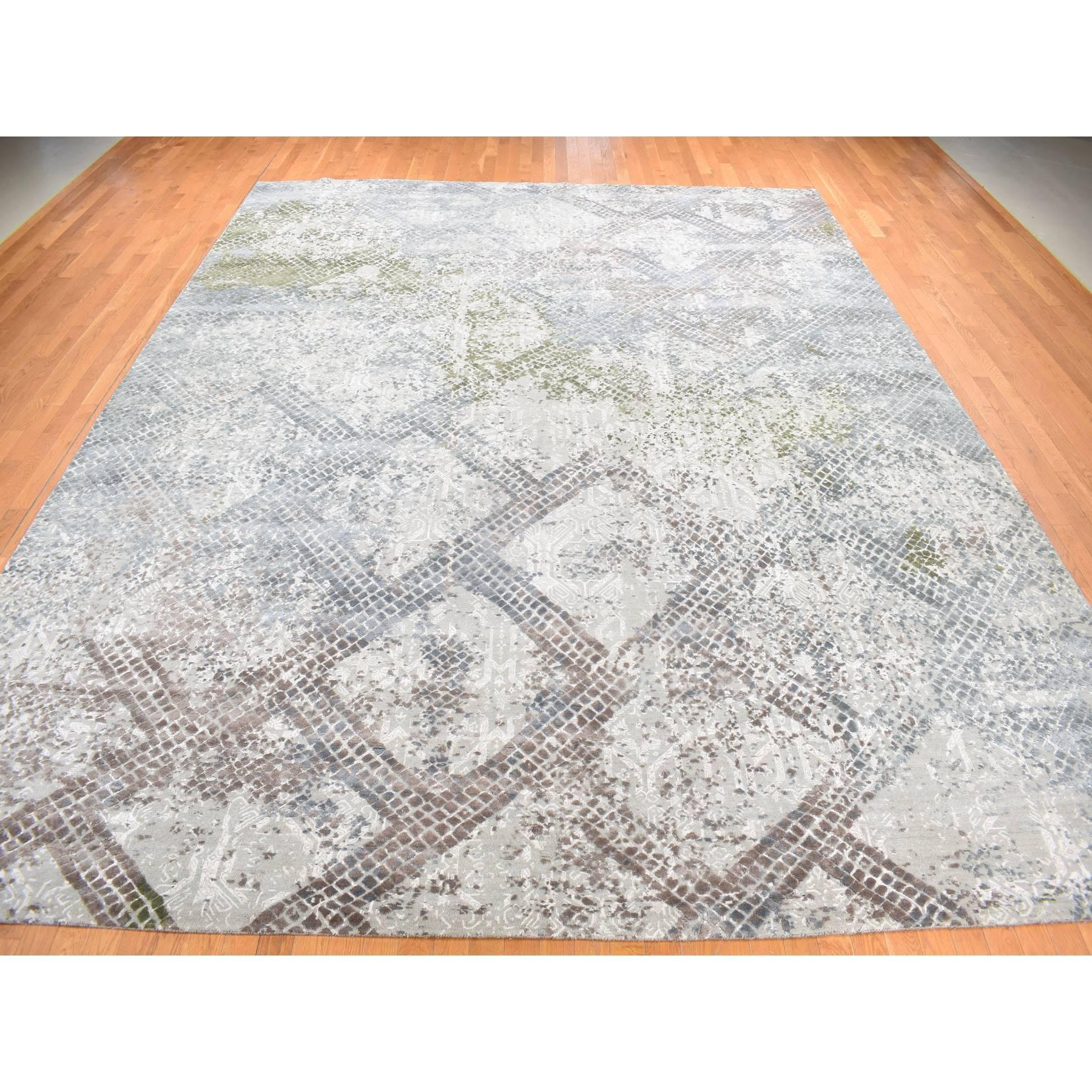 Silver Gray, TRELLIS MOSAIC DESIGN, Wool with Pure Silk, Hand Knotted, Oversized Oriental Rug
Primary materials: Wool & Silk
Latex: No Pile 
height: 0.25 Inches
Style: Transitional
Primary color: Grey
Secondary colors: White, Brown, Cadet Gray,