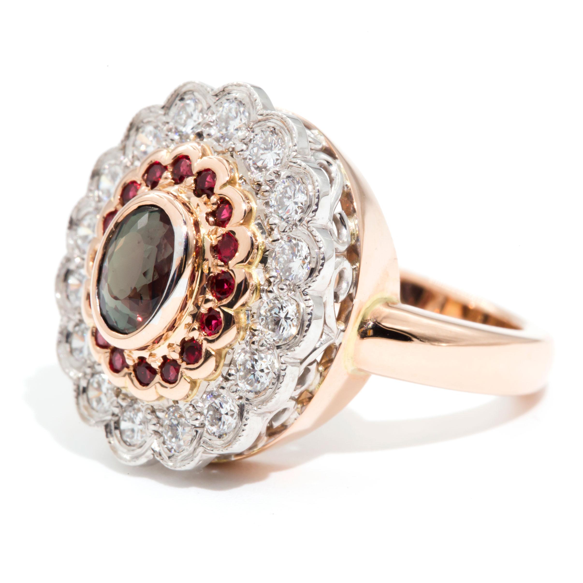 Women's 1.24 Carat Alexandrite and Red Spinel and Diamond 18 Carat Gold Cocktail Ring