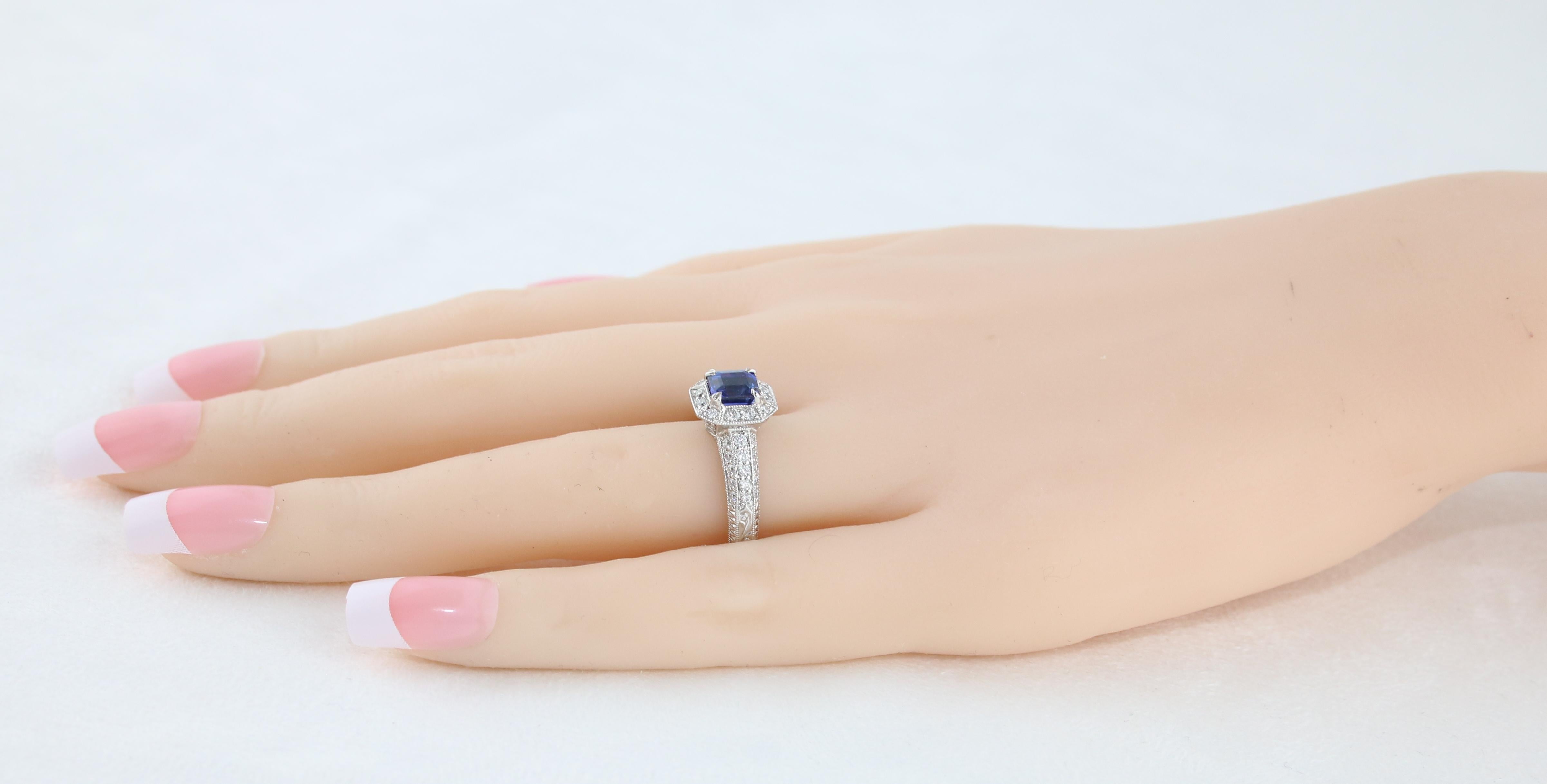1.24 Carat Blue Sapphire Diamond Gold Milgrain Filigree Ring In New Condition For Sale In New York, NY