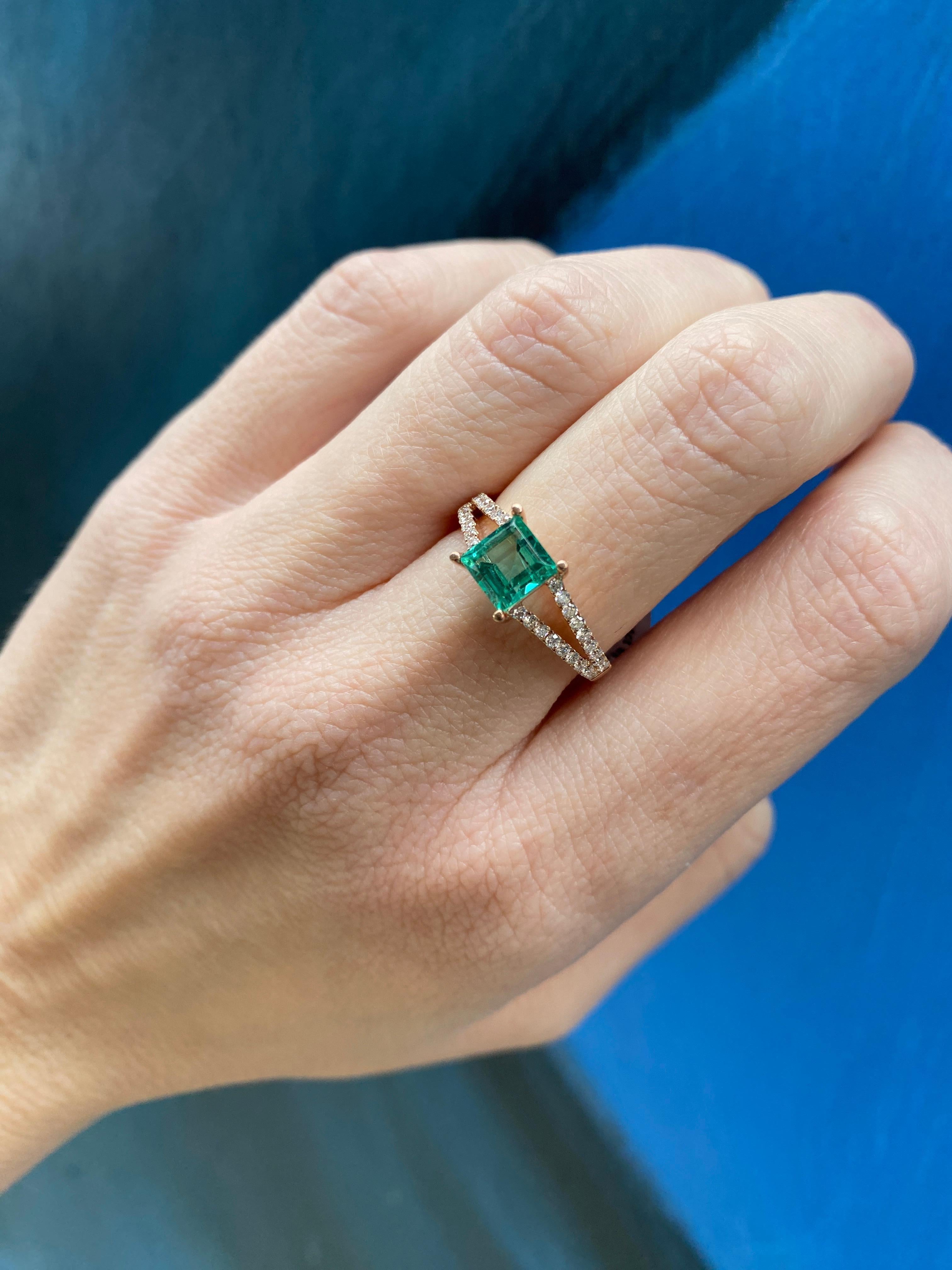 Anillo de Esmeralda Colombiana y Diamante Carré (Baguette Cuadrada) de 1,24 quilates en venta 9