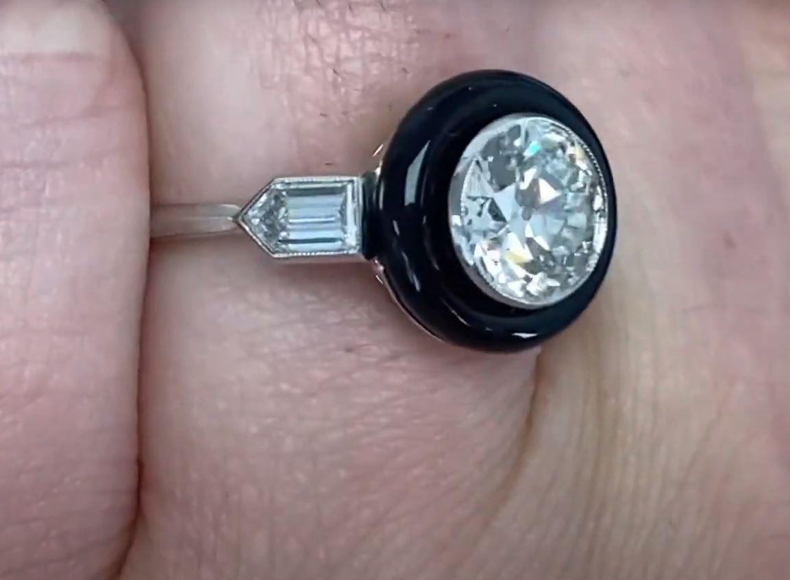 1.24 Carat Old Euro-Cut Diamond Ring, Onyx Halo, Platinum In Excellent Condition For Sale In New York, NY