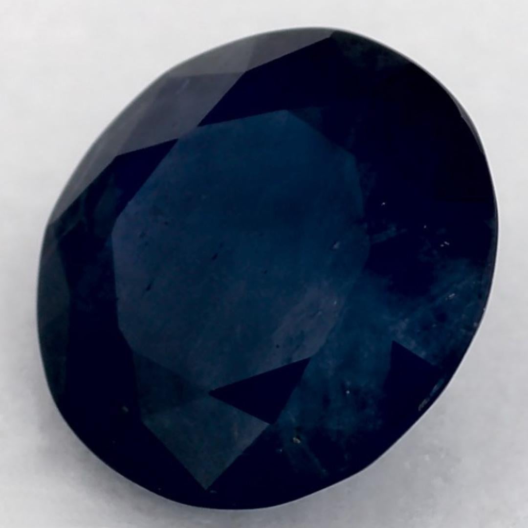 Ce saphir bleu naturel offre élégance et sophistication. Avec sa riche saturation de couleurs et sa coupe précise, il constitue la pièce maîtresse parfaite pour une bague de fiançailles ou une conception de bijoux de luxe.

Ce saphir provient du Sri