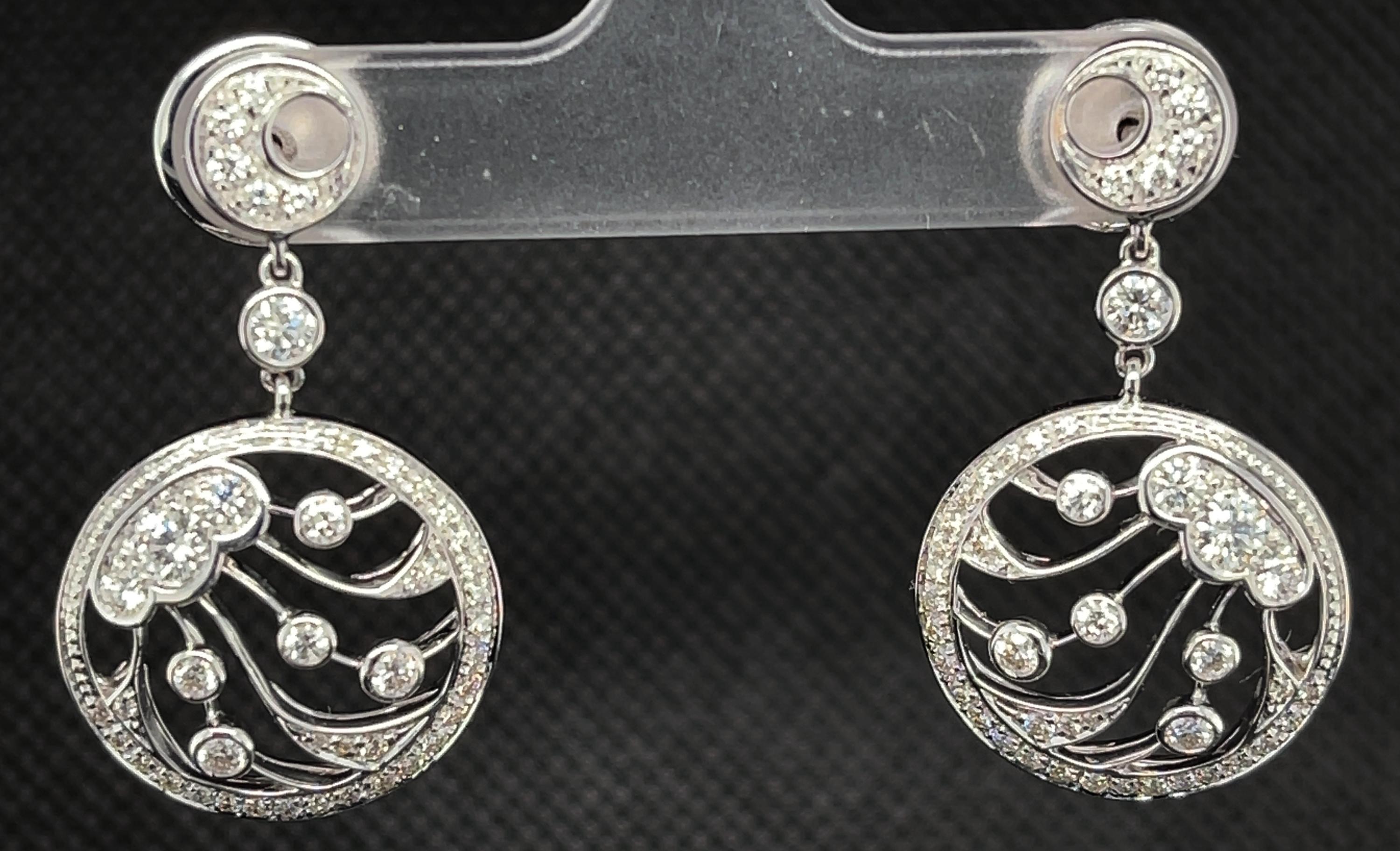 Luca Carati Italian White Gold Drop Earrings with Diamonds, 1.24 Carat Total  In New Condition For Sale In Los Angeles, CA